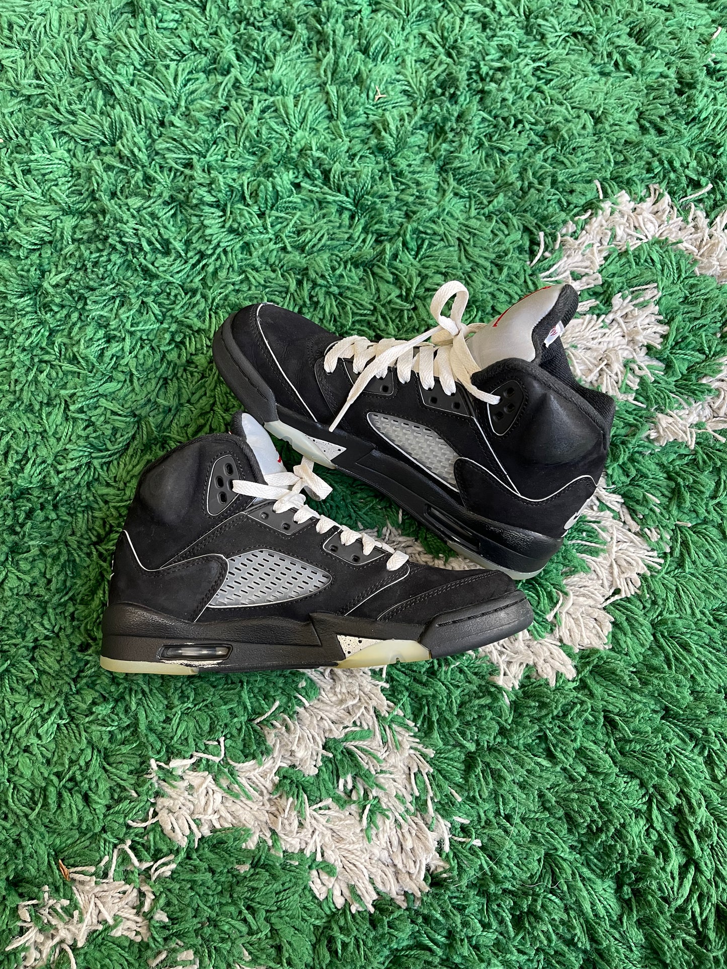 Jordan 5 “Black Metallic Reimagined”