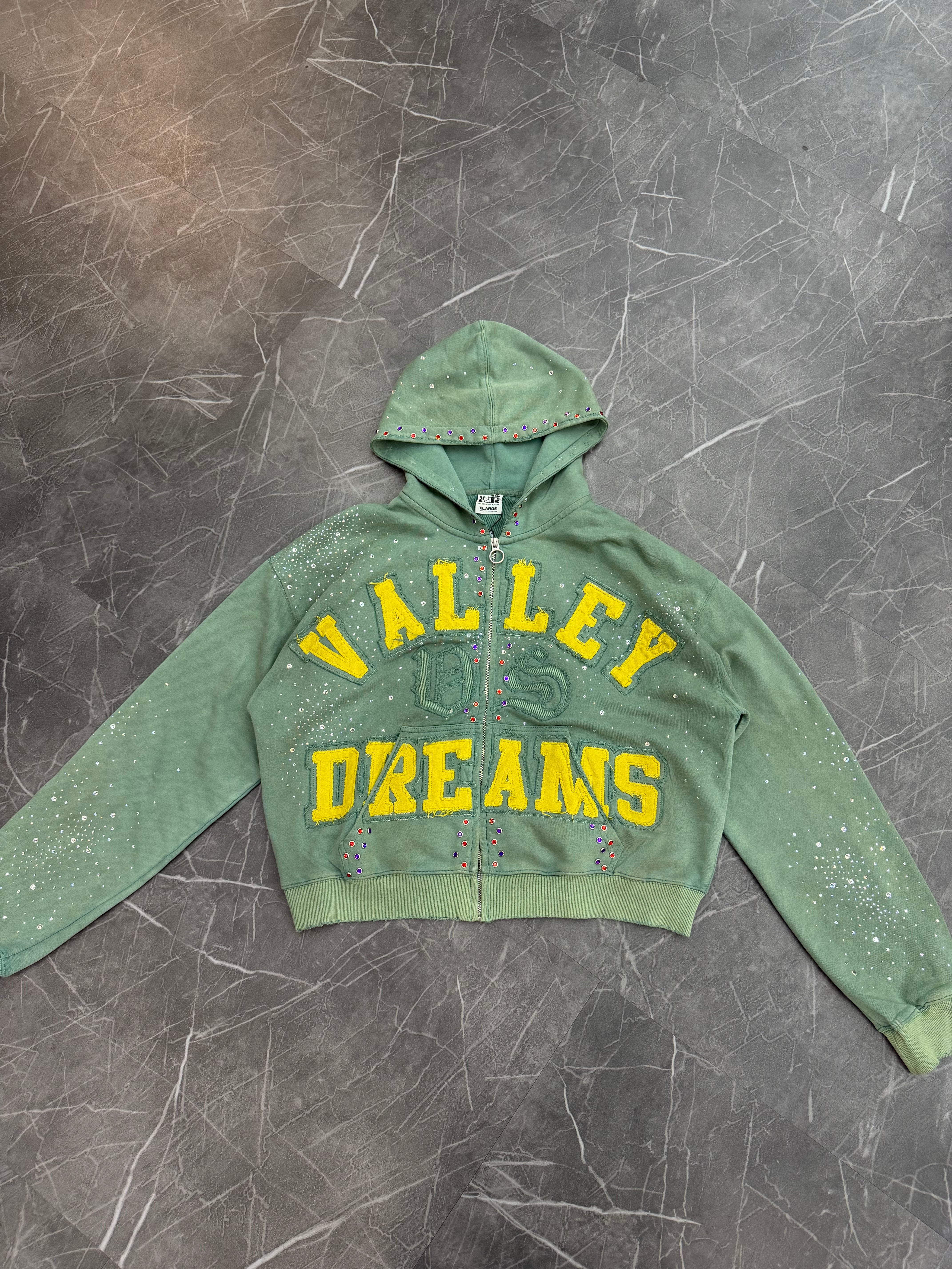 Vale Forever Zip-Up “Bank”