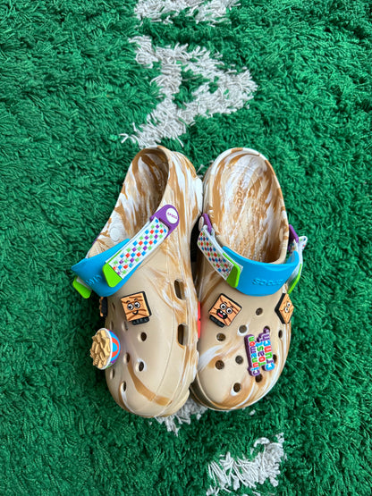 Crocs “Cinnamon Toast Crunch”