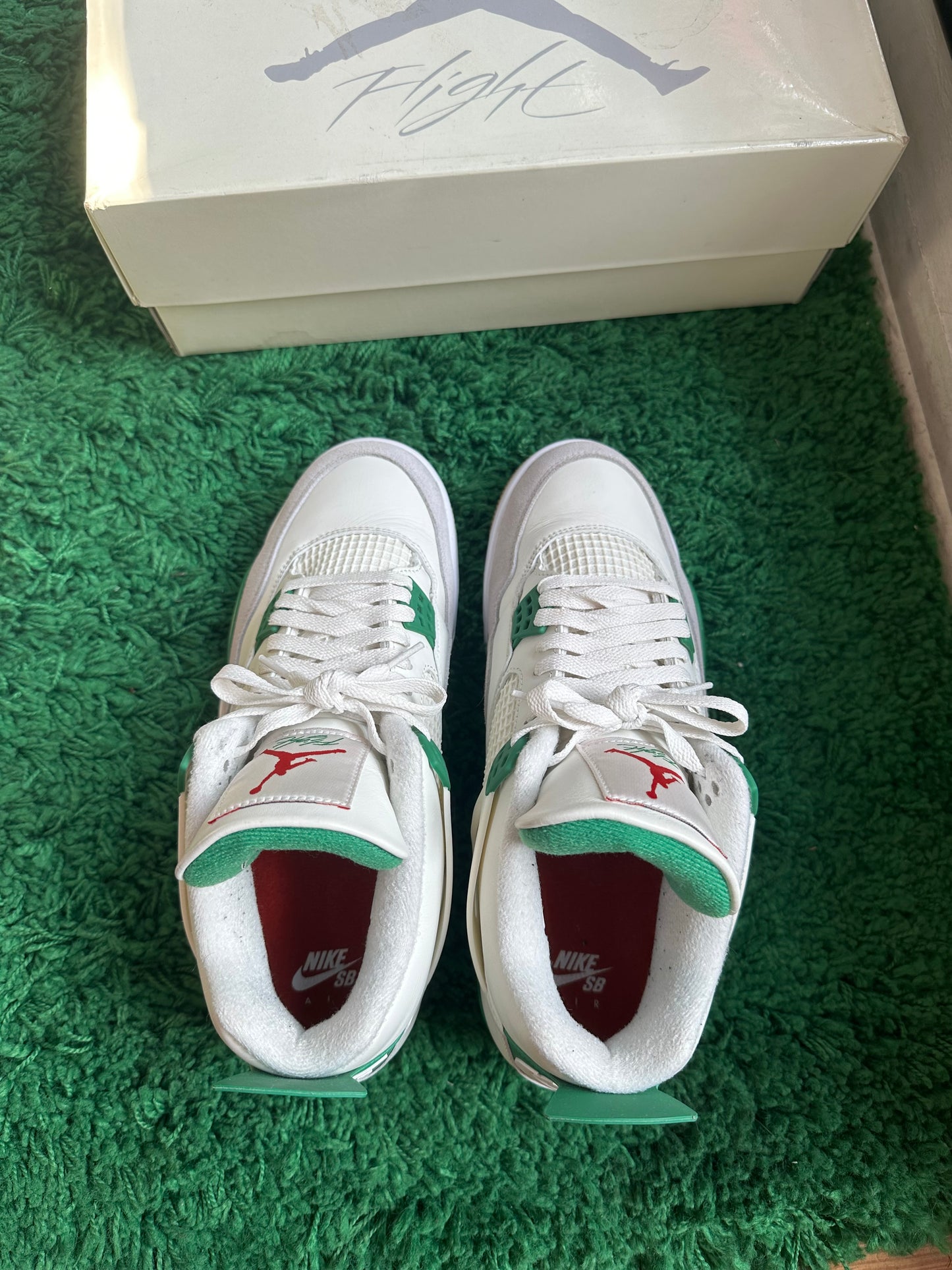 Jordan 4 “Pine Green SB”