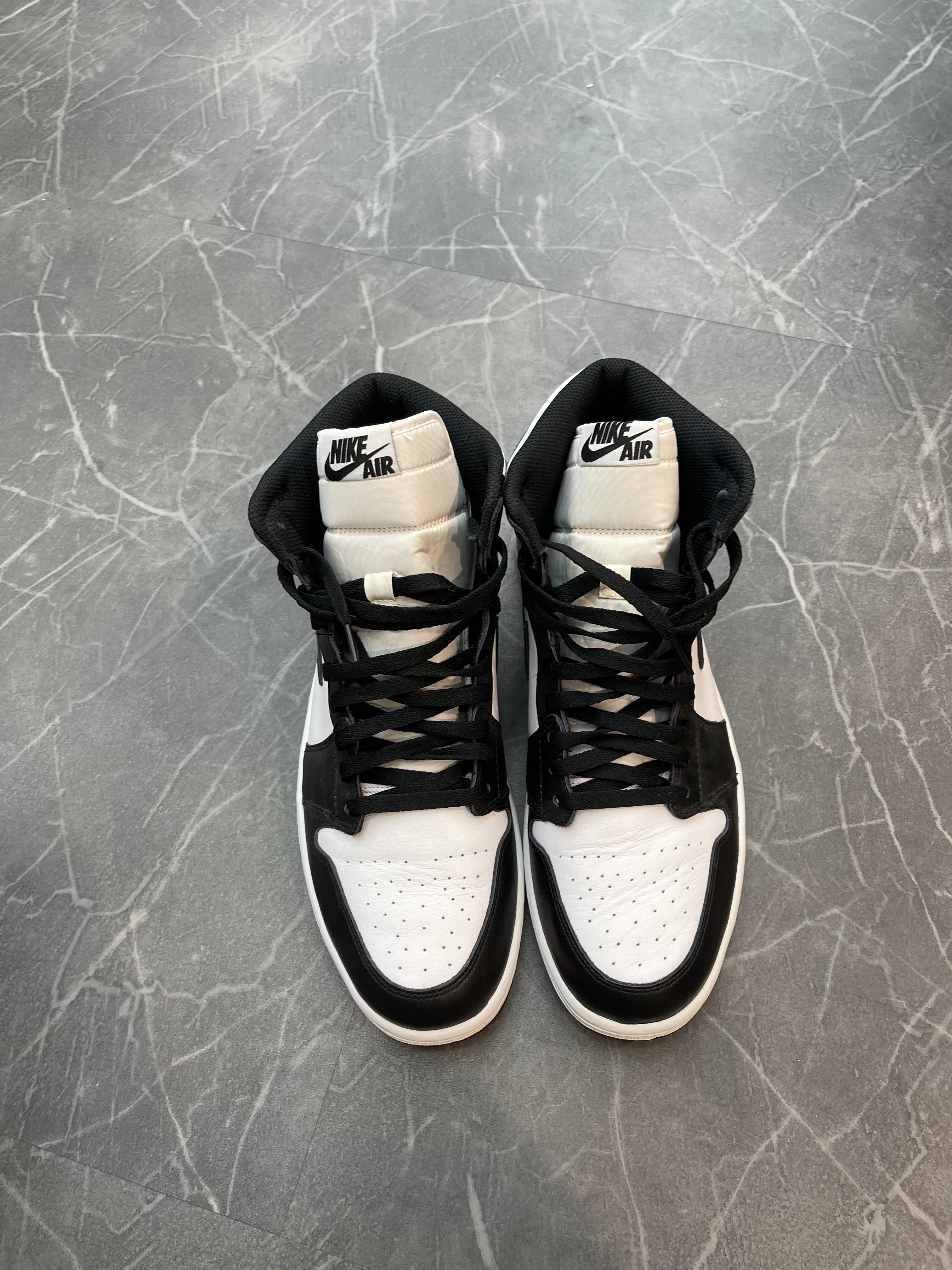 Jordan 1 High “Black White” (2014)
