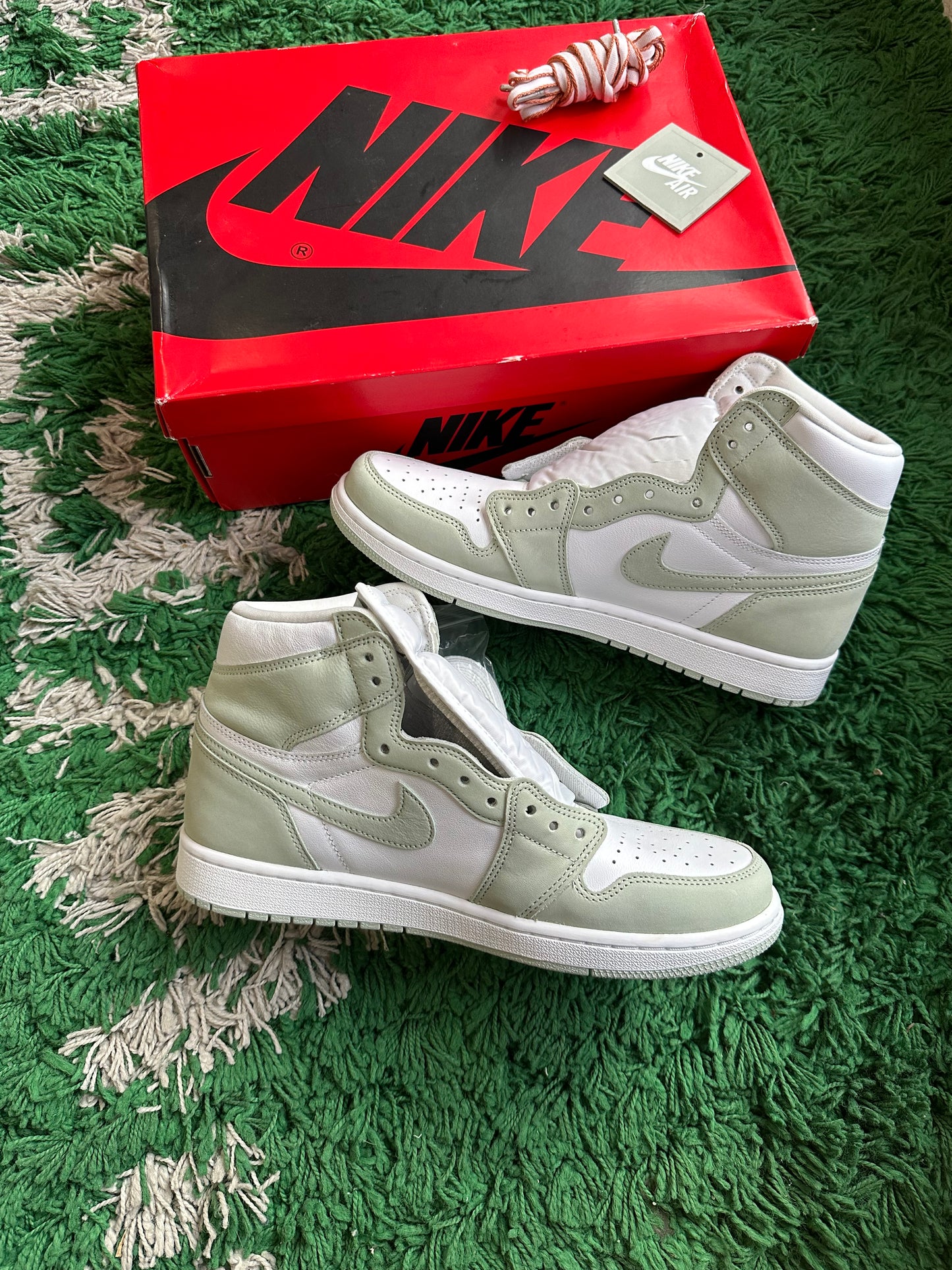 Jordan 1 High “Seafoam”