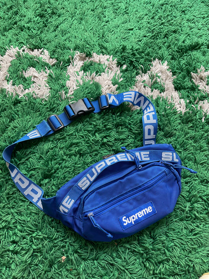 Supreme SS18 Waist Bag “Blue”