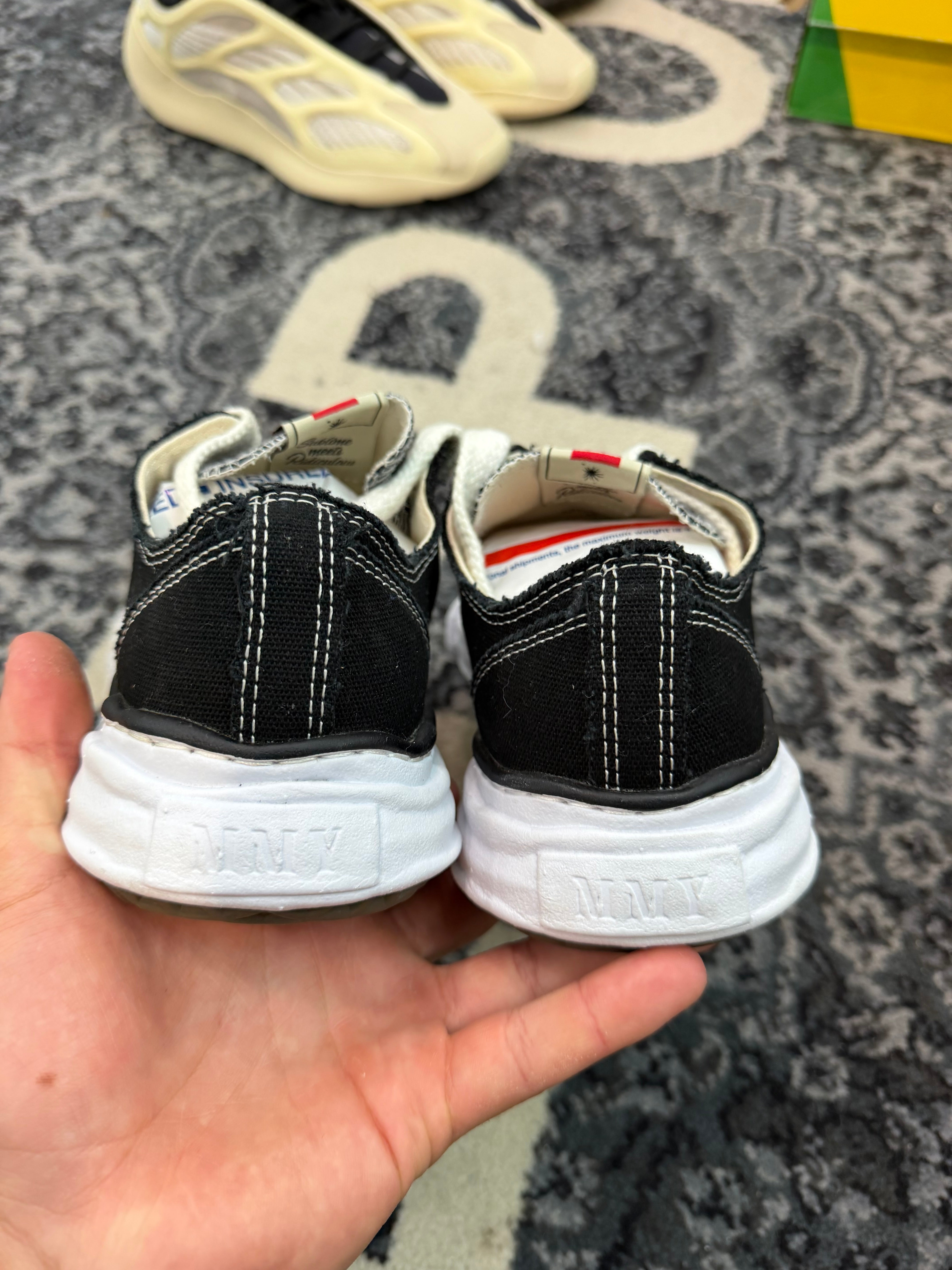 Maison Mihara Sneakers Low “Black”