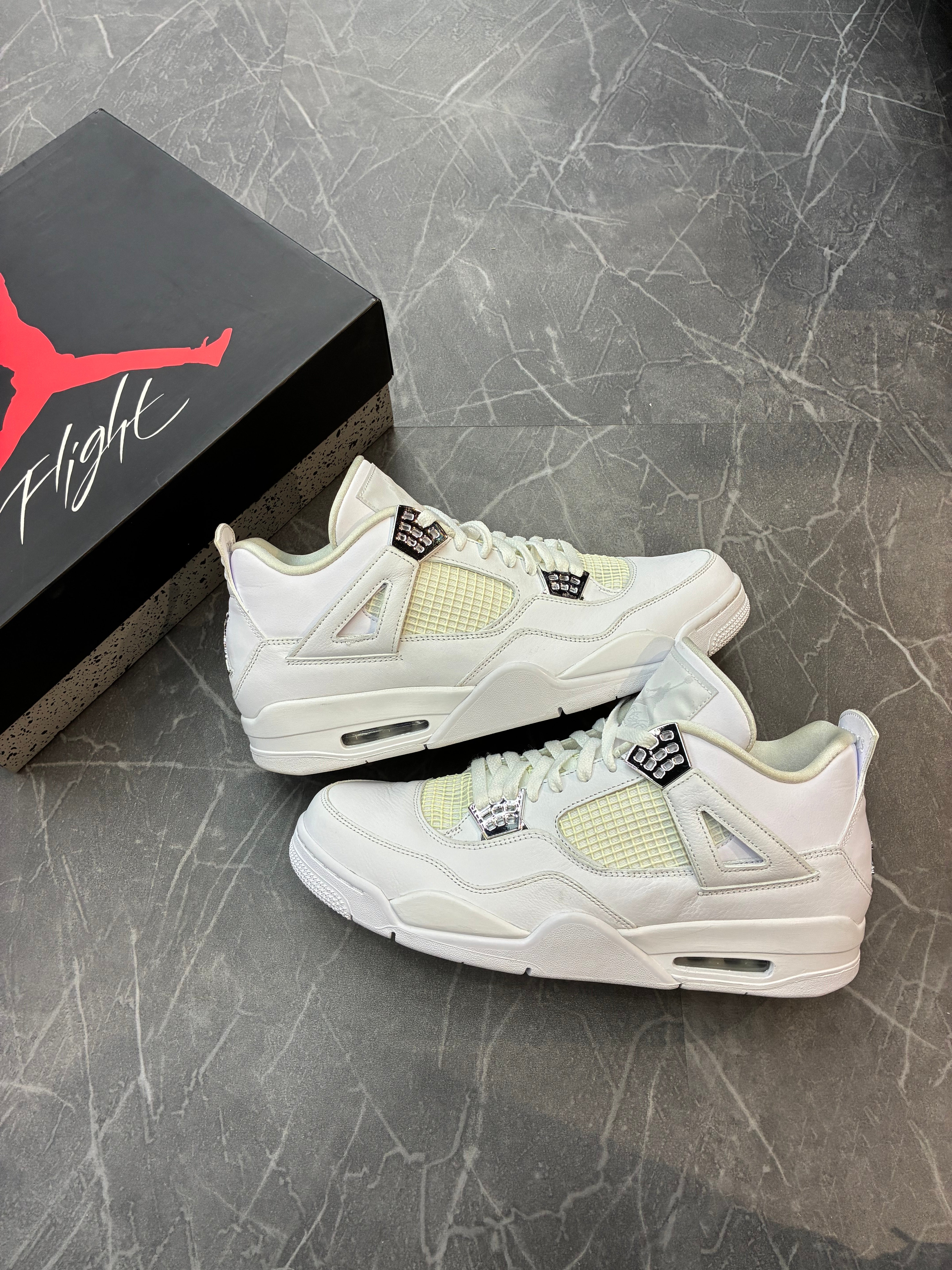 Jordan 4 “Pure Money” (2017)