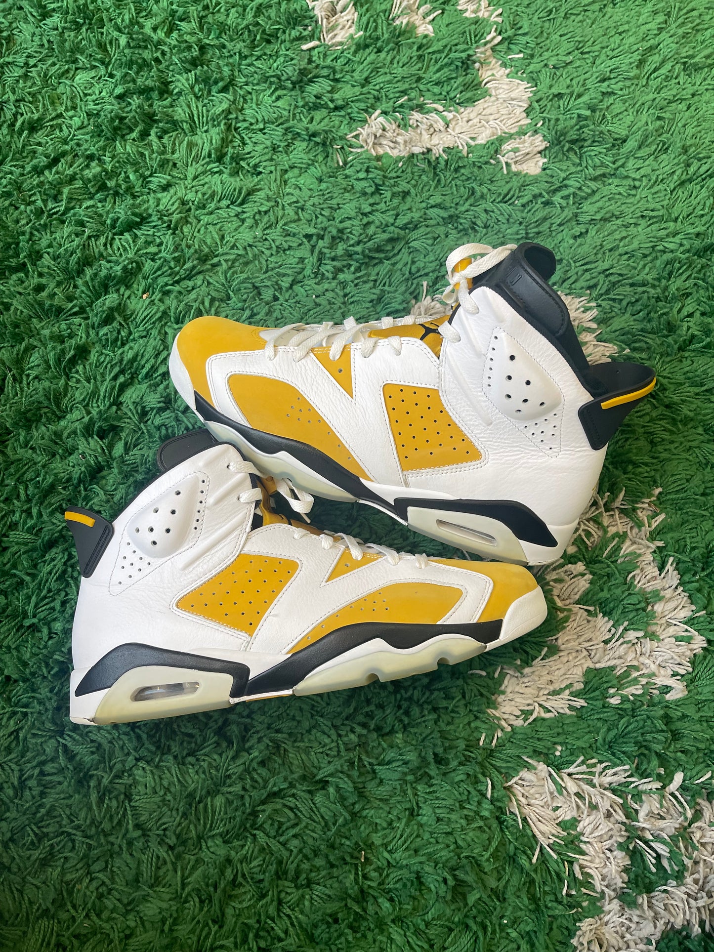 Jordan 6 “Yellow Ochre”