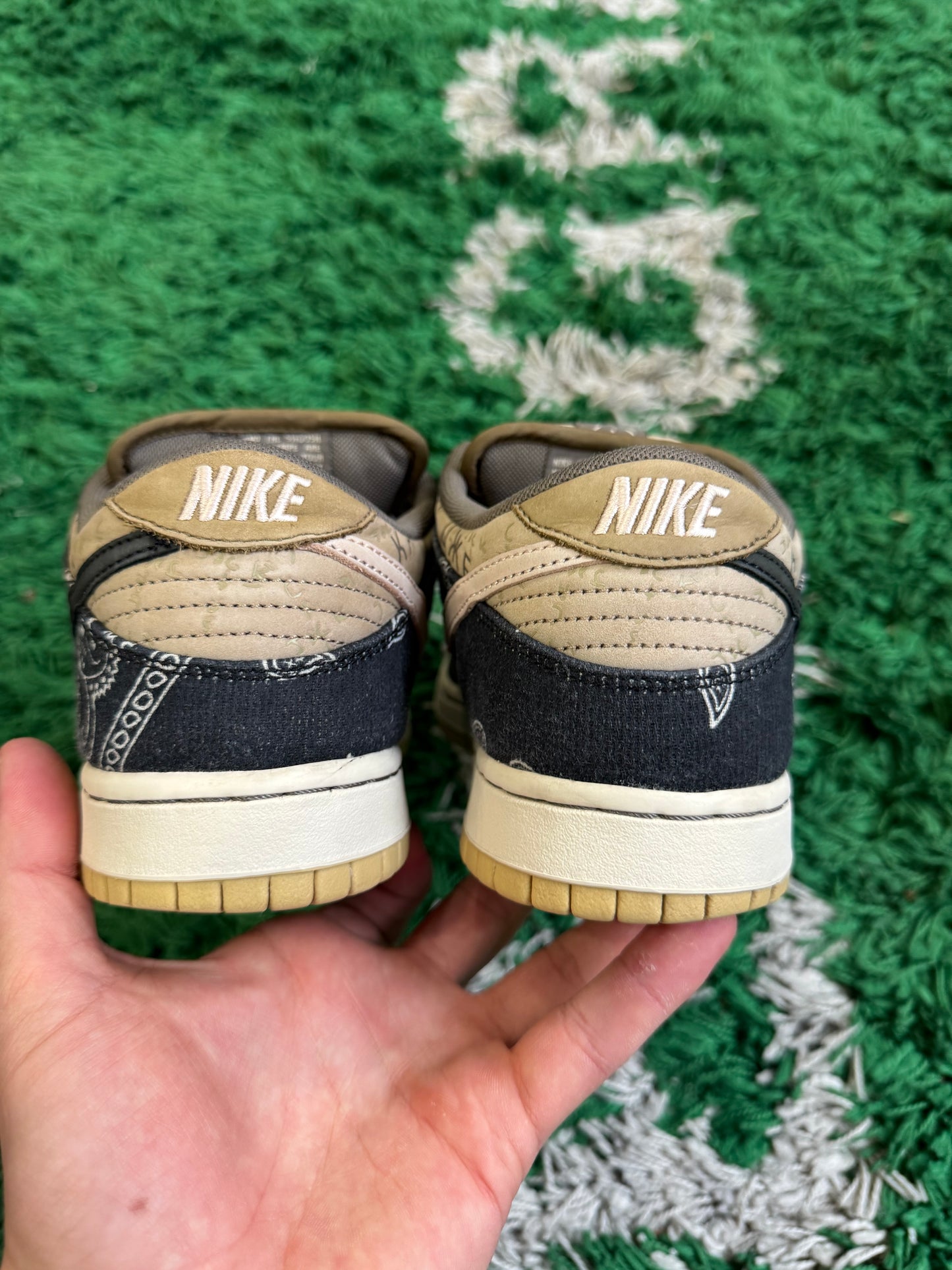 Nike Dunk Low SB “Travis Scott”