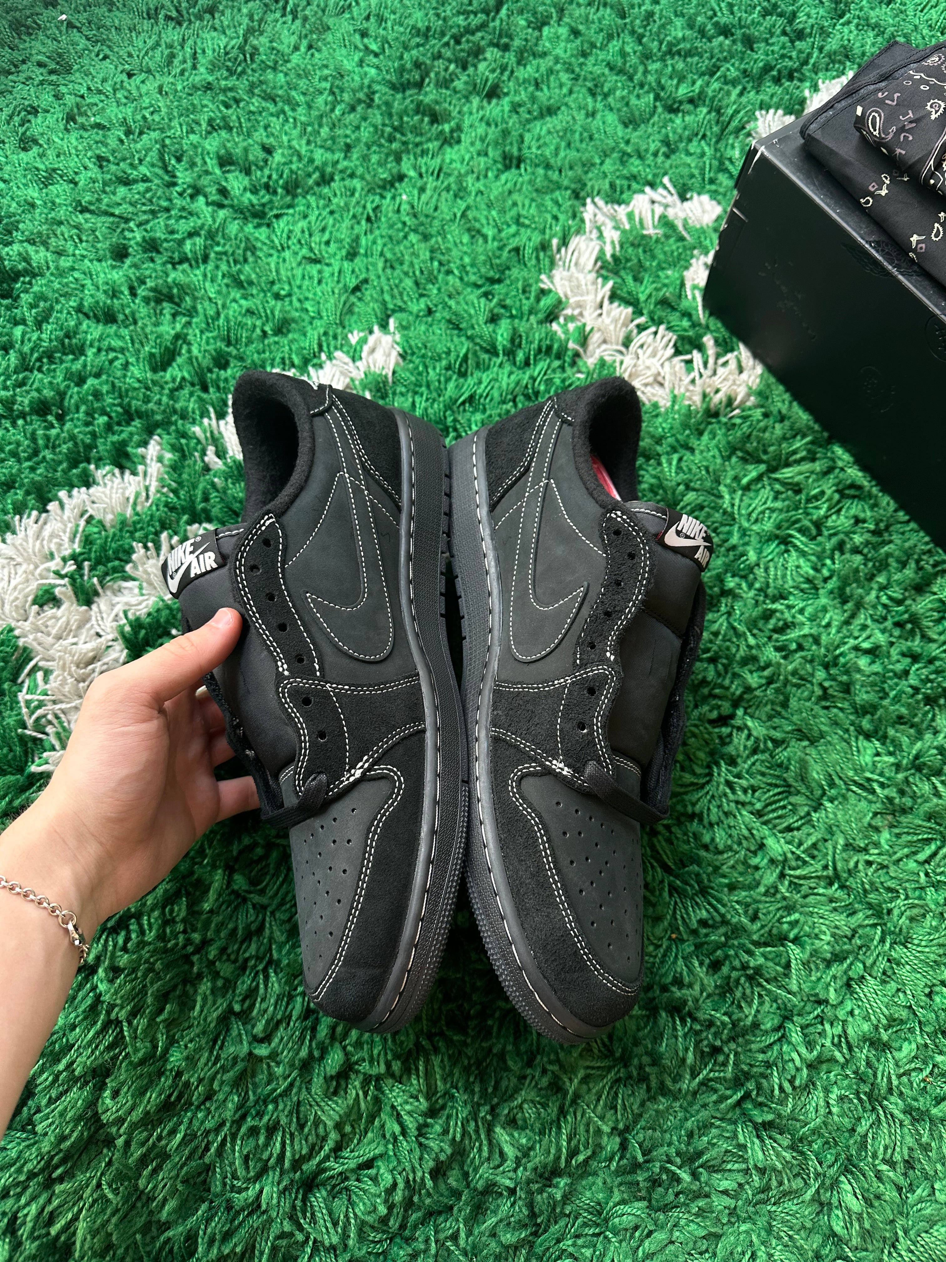 Jordan 1 Low x Travis Scott “Phantom”