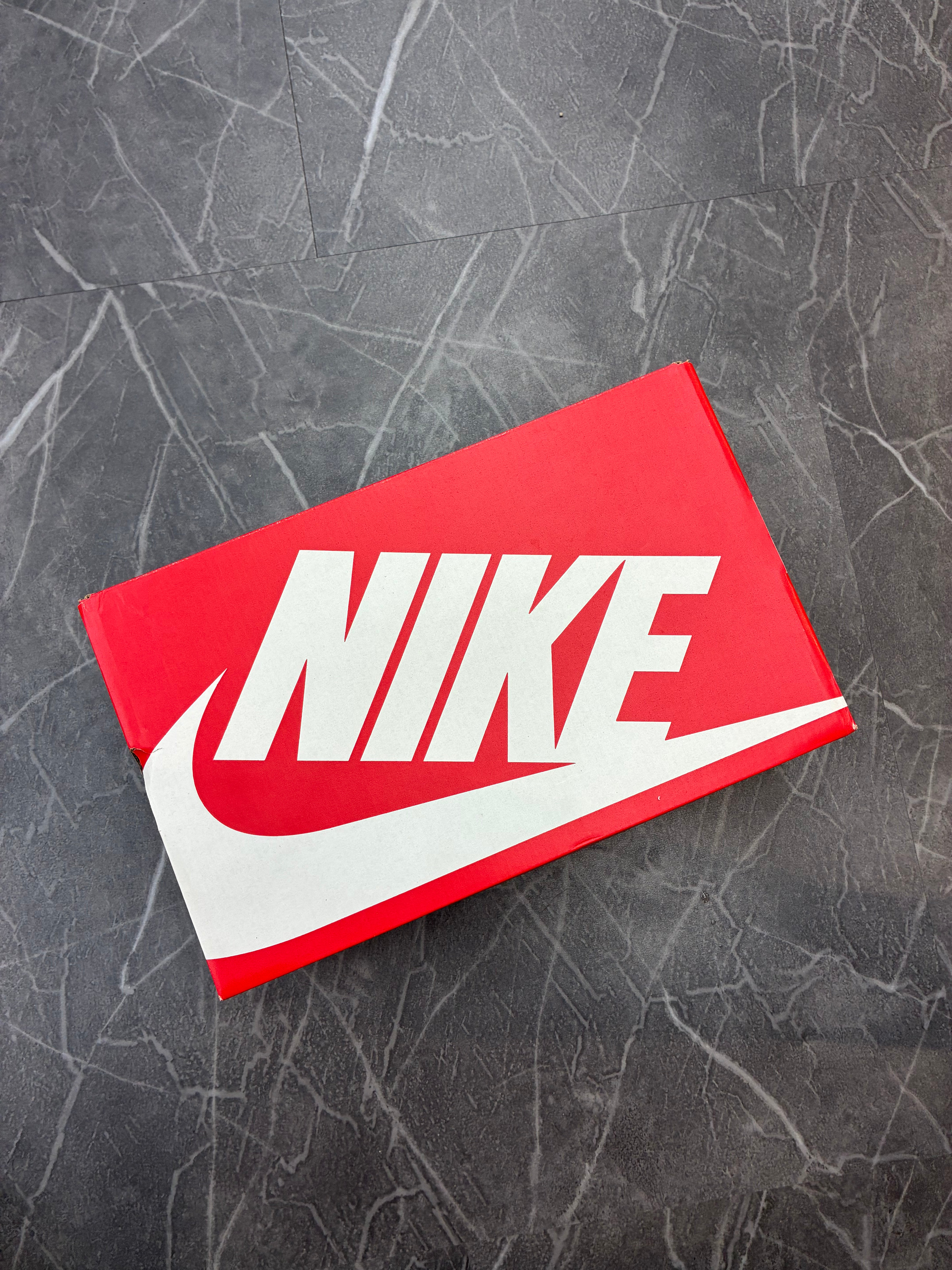 Nike Dunk Low “Laser Orange”