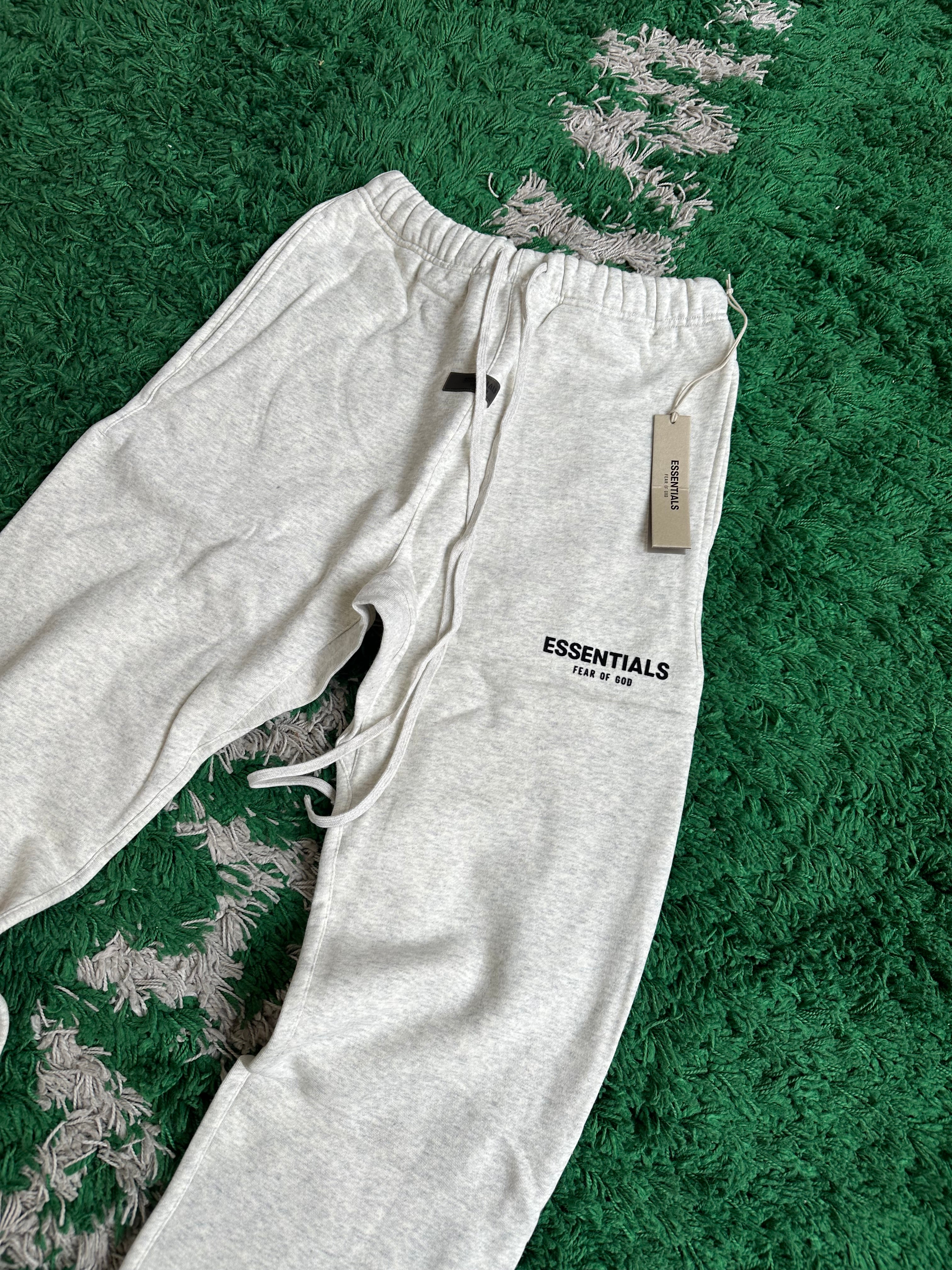 Essentials Relaxed Sweatpants “Light Oatmeal”