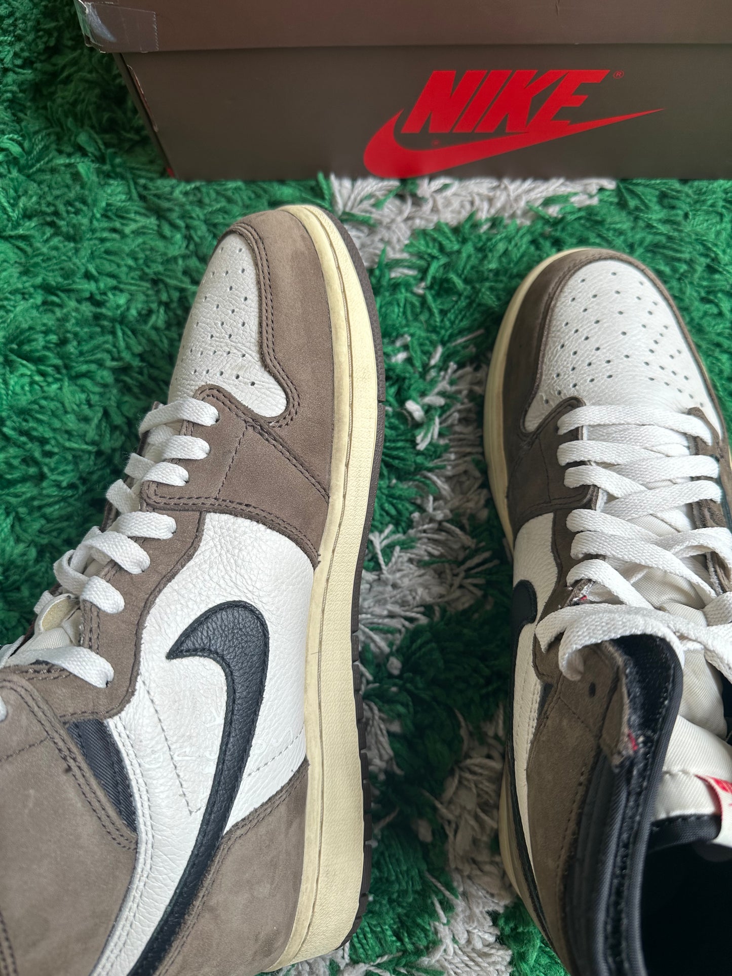Jordan 1 Travis Scott High “Mocha”