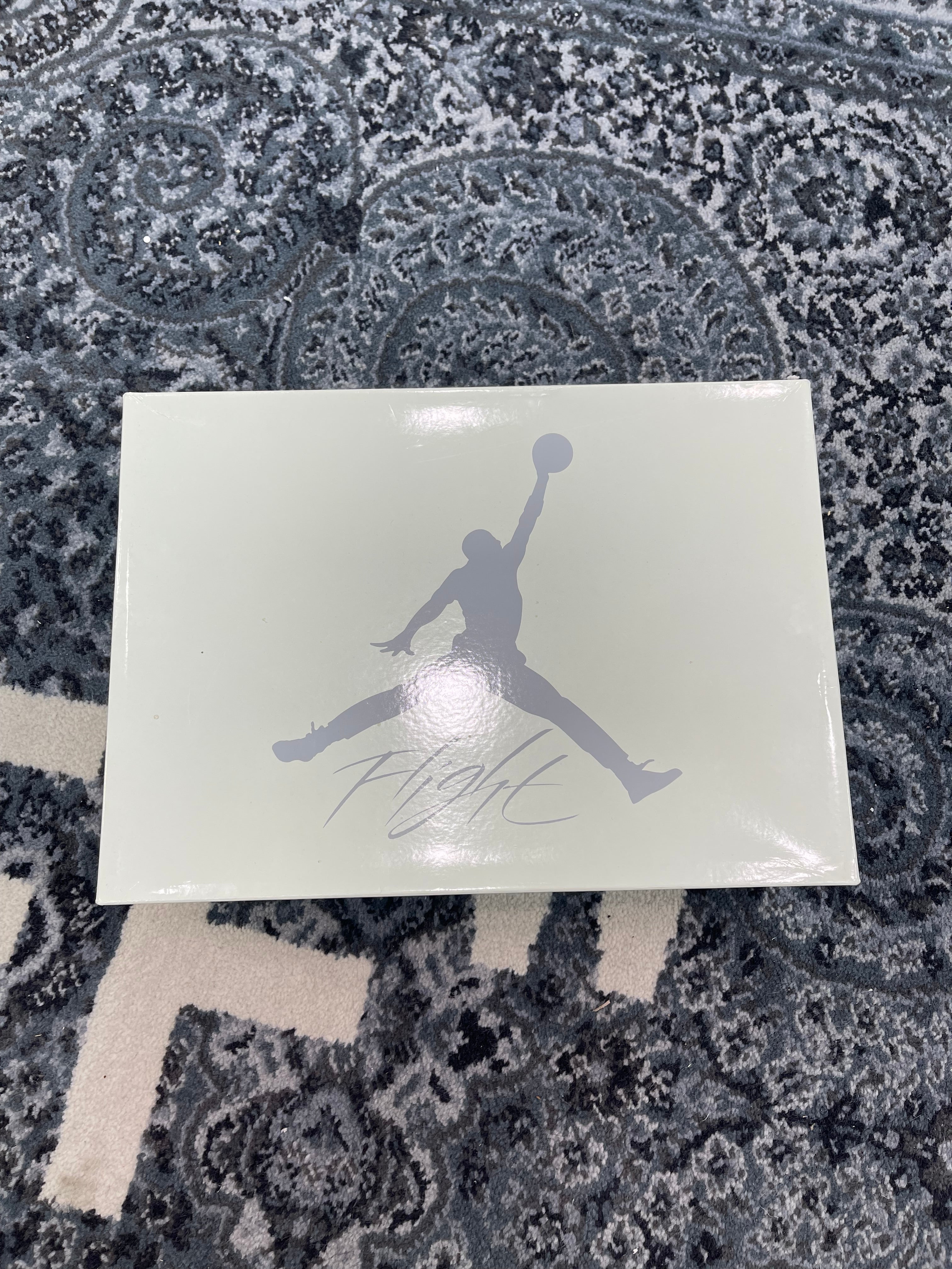 Jordan 4 SB “Pine Green”