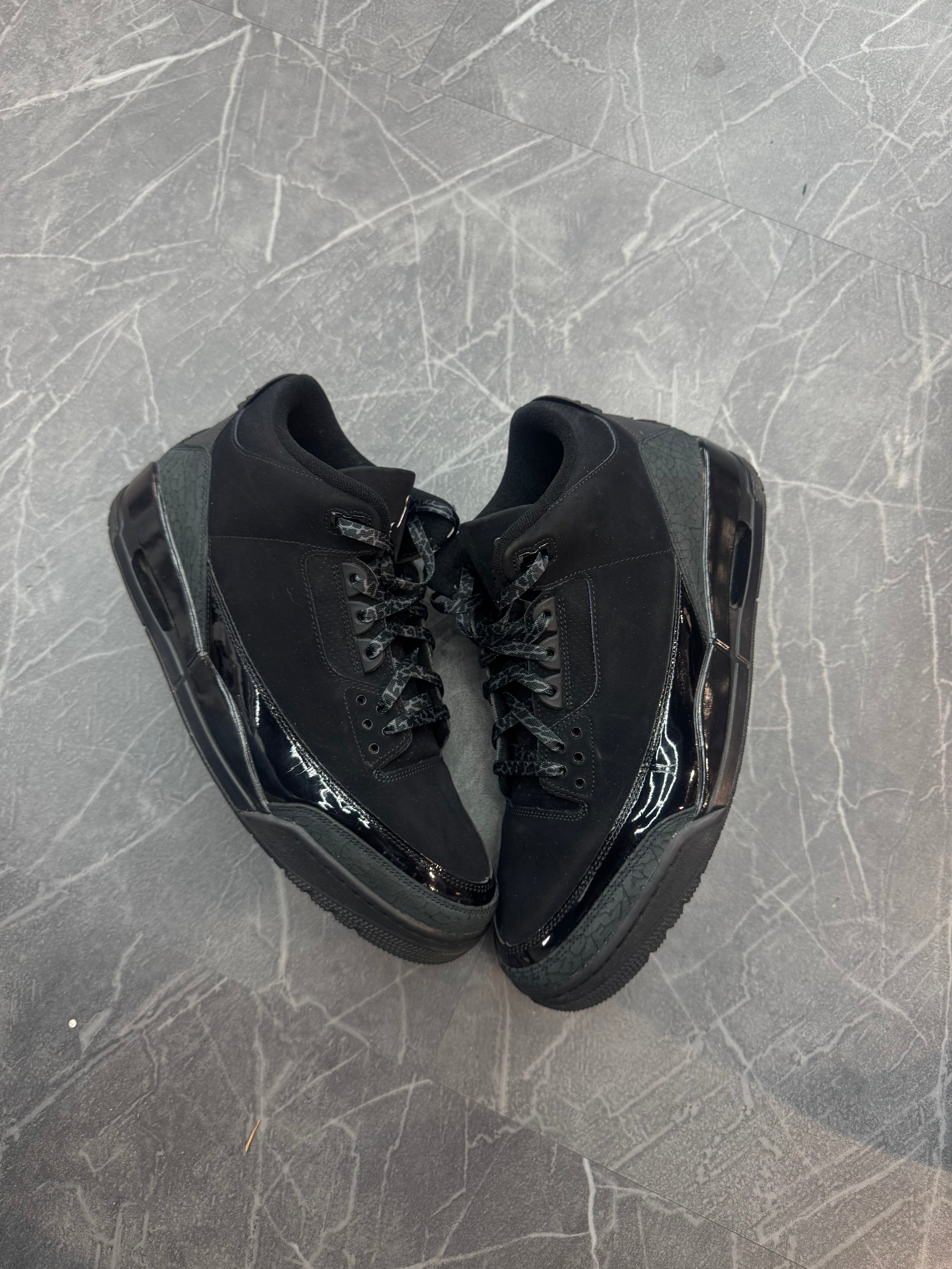 Jordan 3 Black Cat
