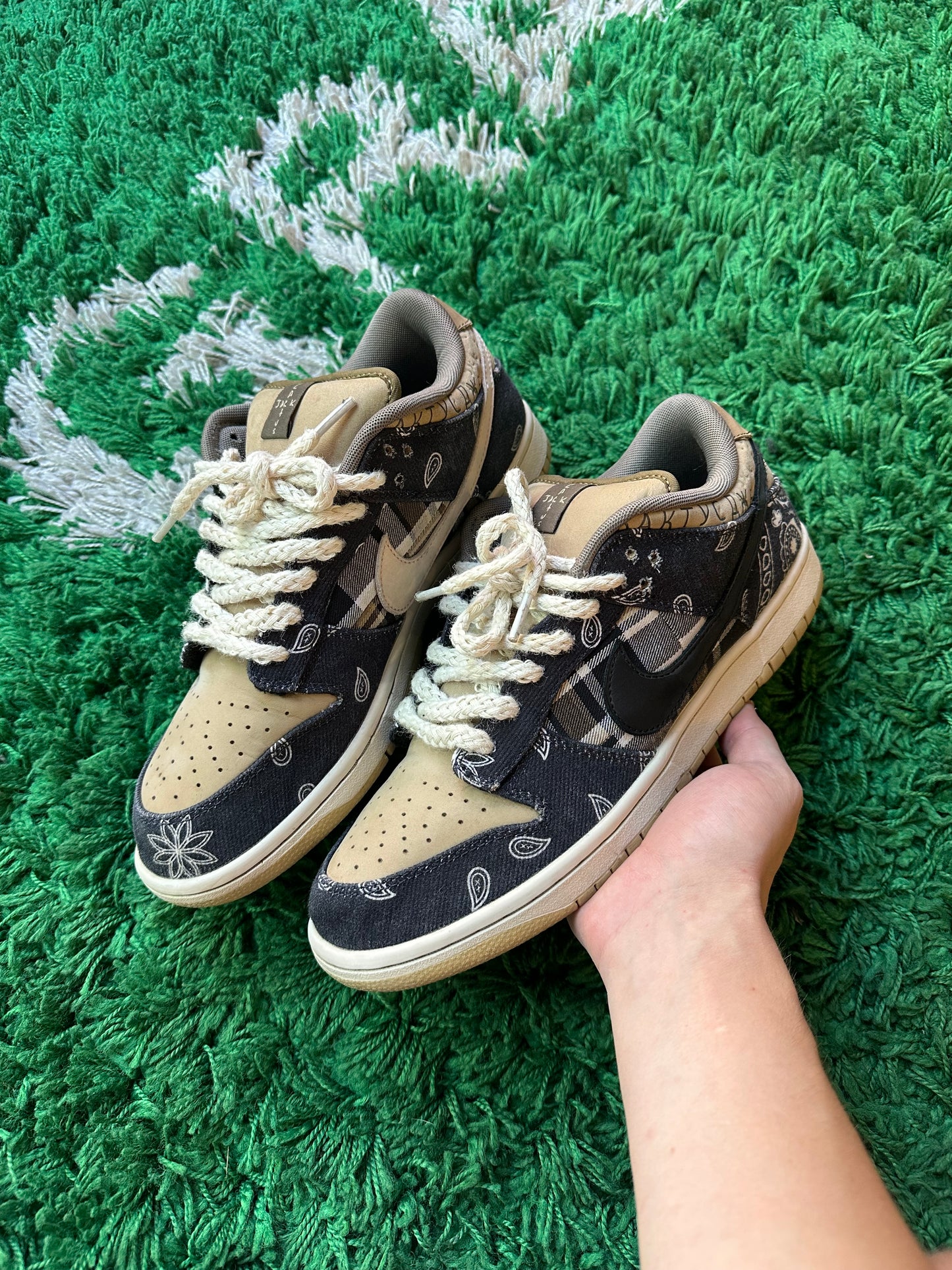 Nike SB Dunk Low x Travis Scott