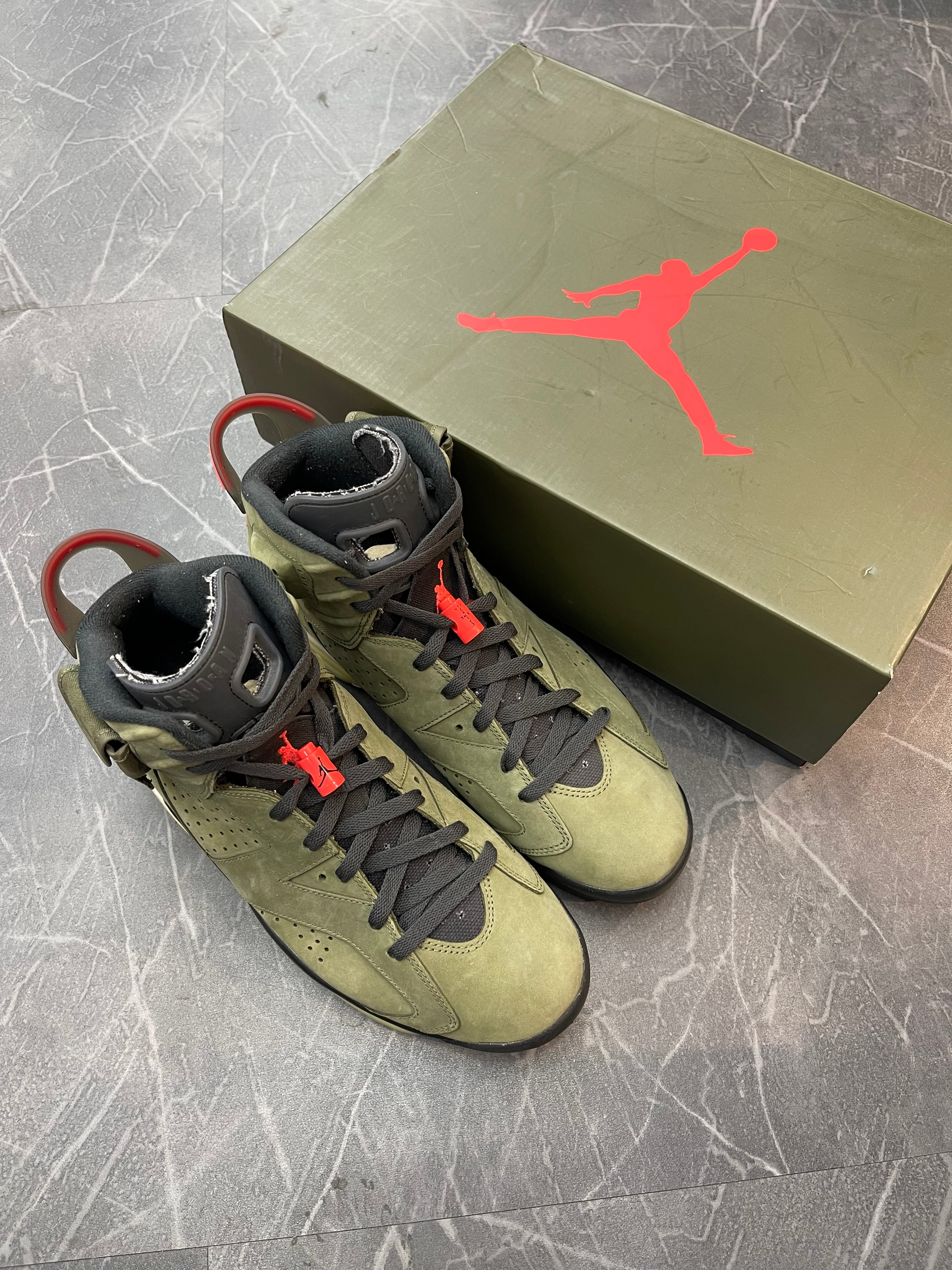 Jordan 6 Travis Scott “Olive”