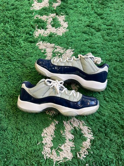 Jordan 11 Low “Georgetown”