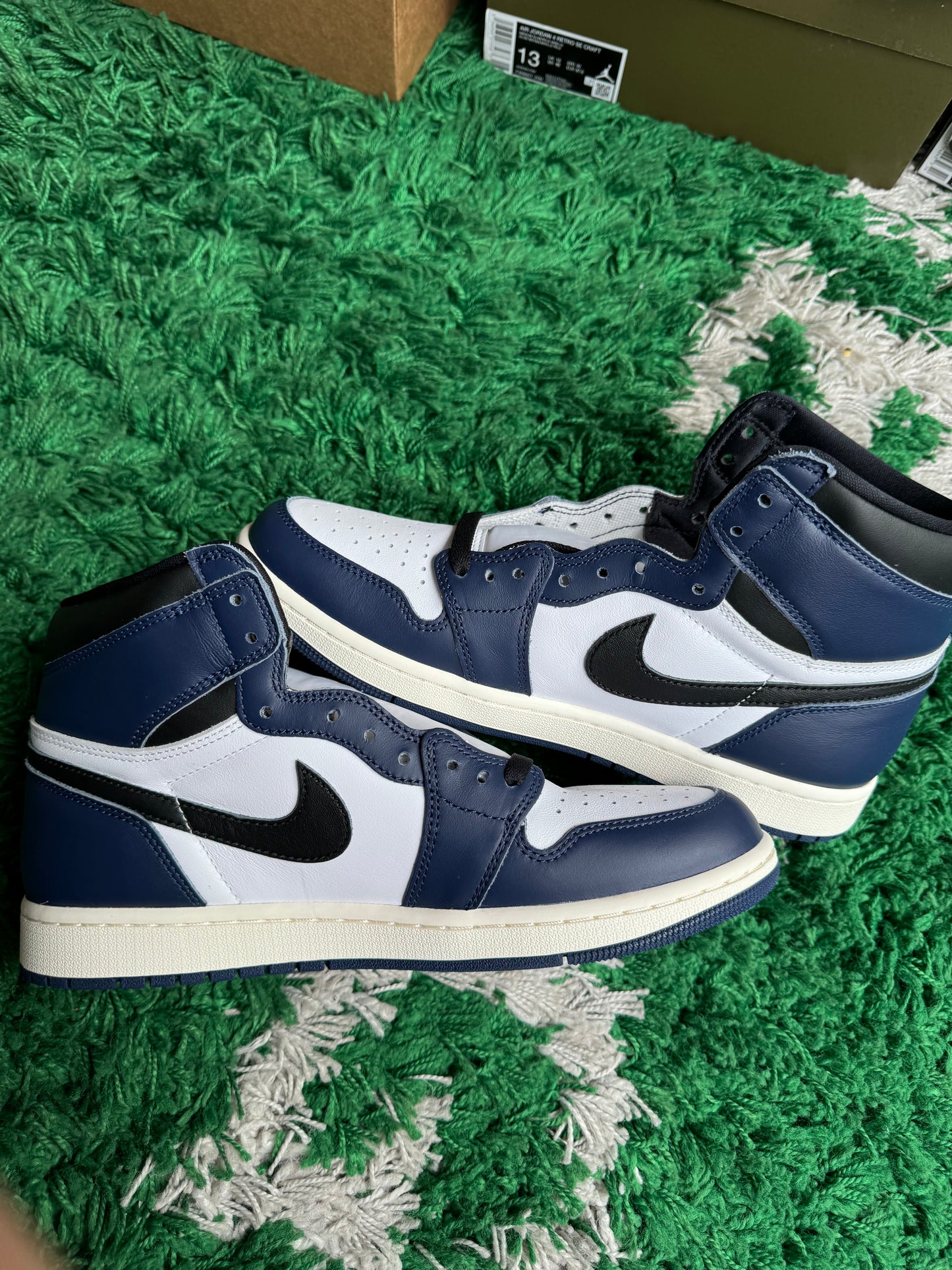 Jordan 1 High Midnight Navy