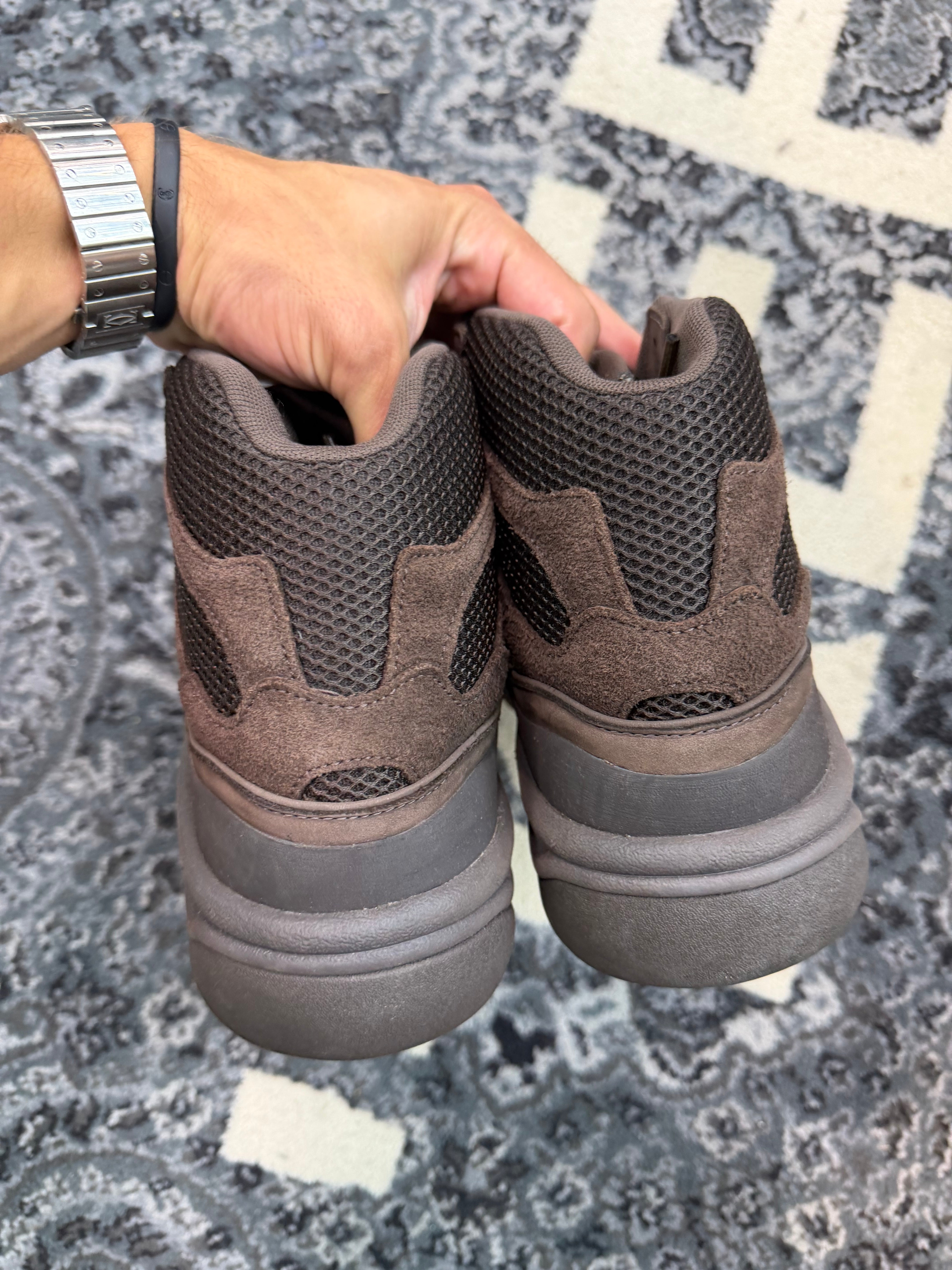 Yeezy Desert Boot “Oil”