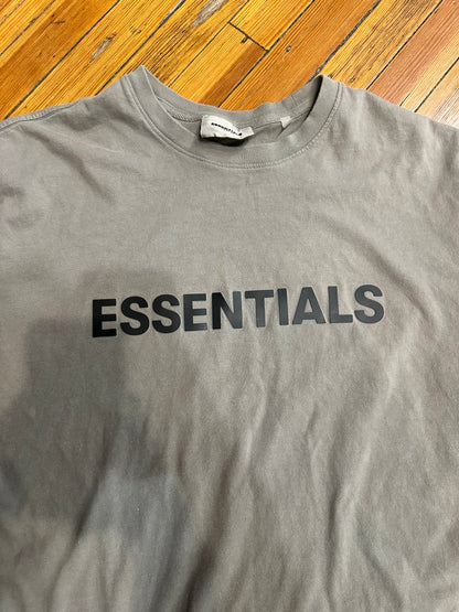 Essentials Tee “Cement Taupe”