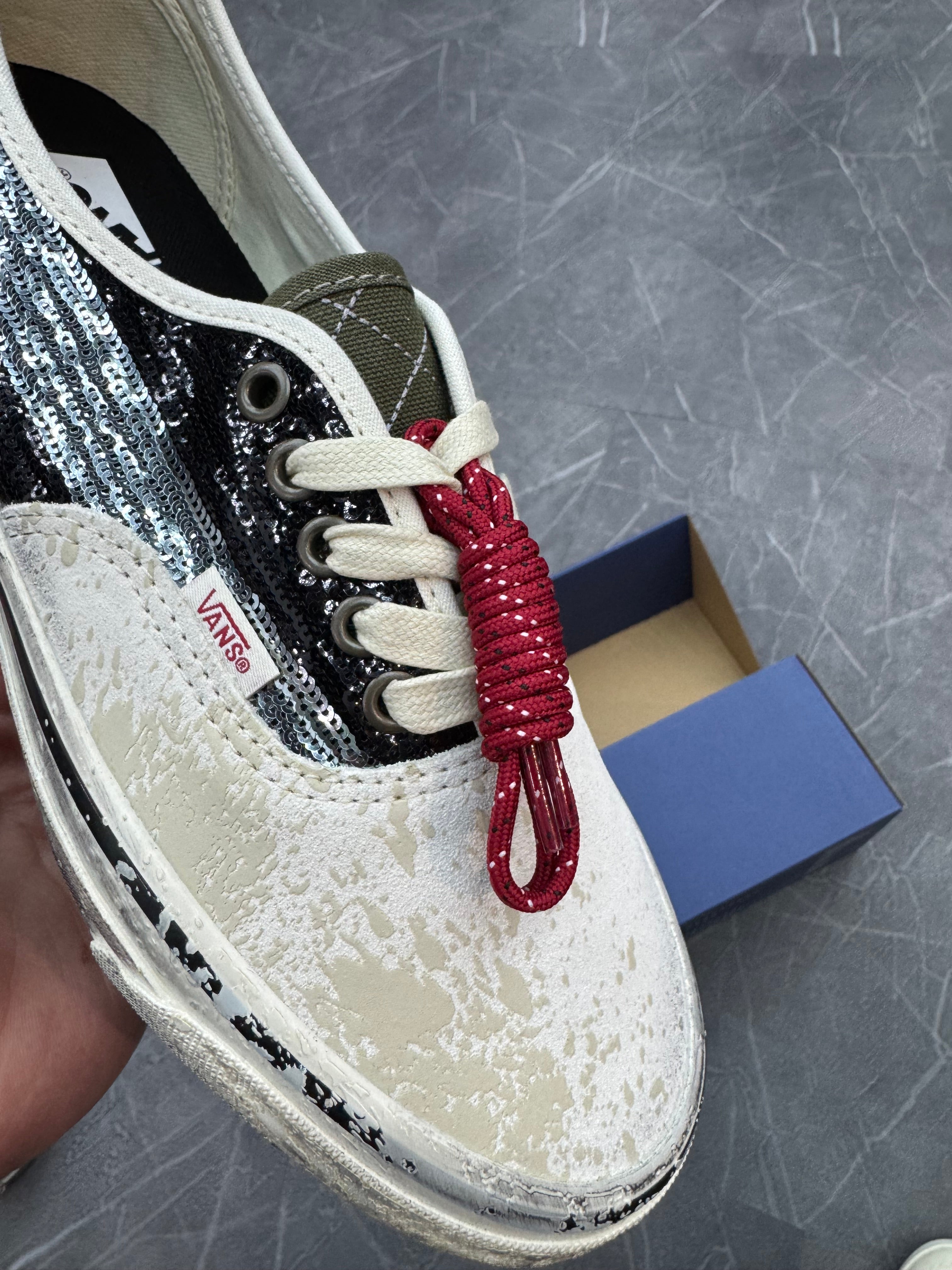 Vans Premium Authentic La Habana “Black White”