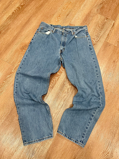 Levi’s 550 Mid Wash Denim Jeans (34)