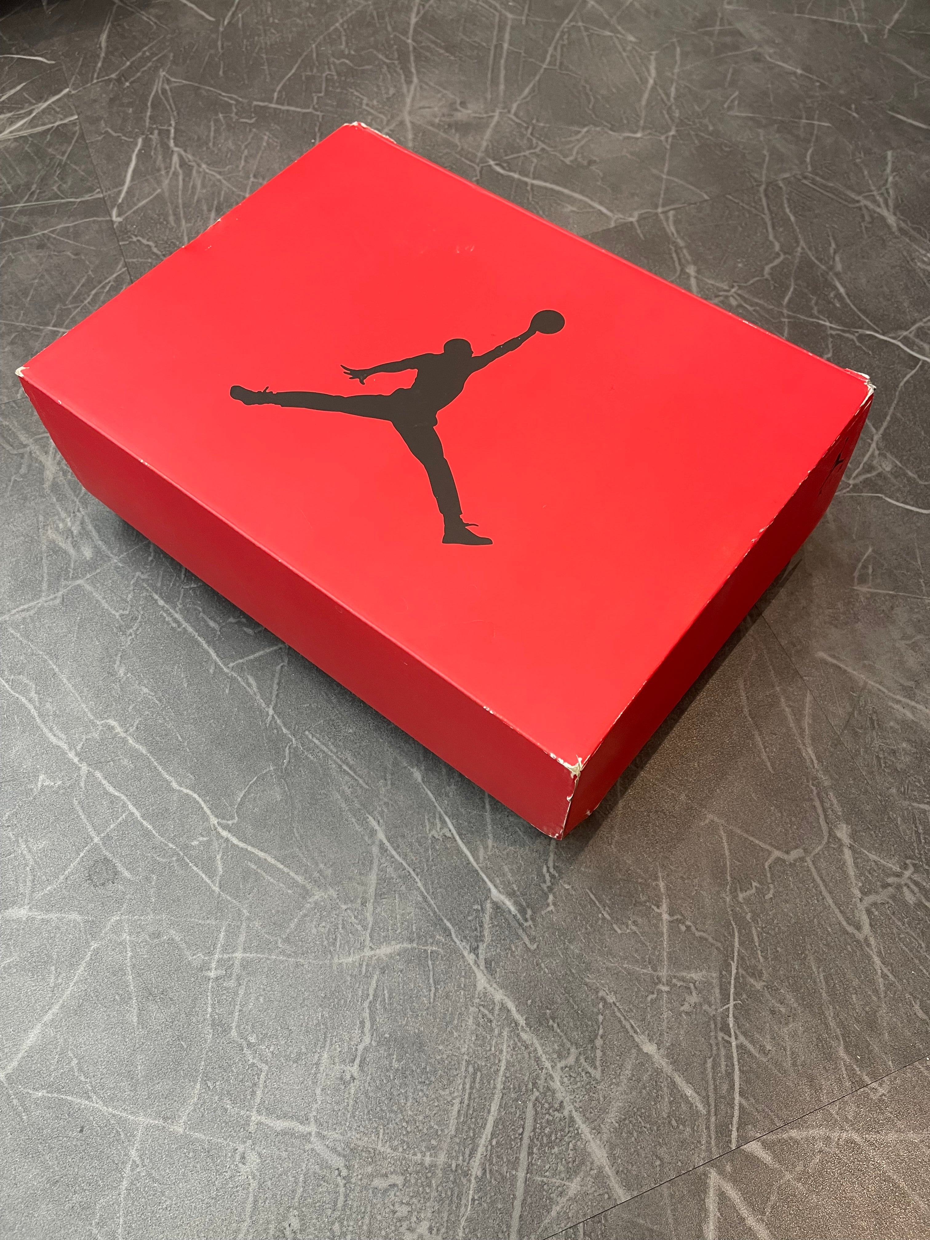 Jordan 6 “Toro Bravo”