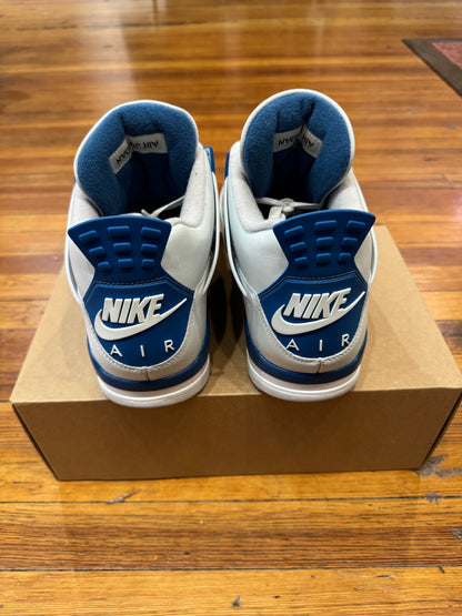 Jordan 4 “Military Blue”