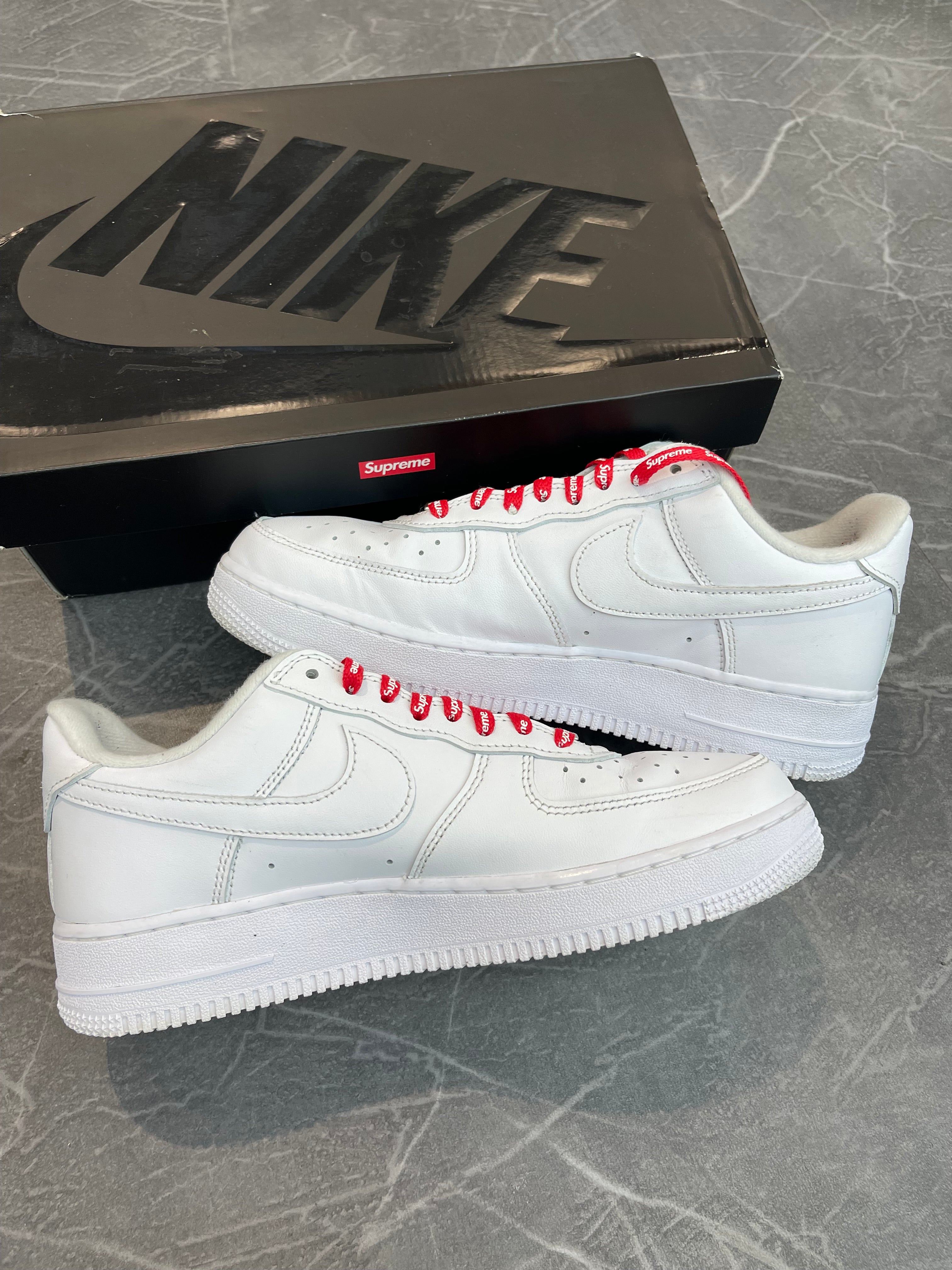 Nike Air Force 1 Low Supreme “White”