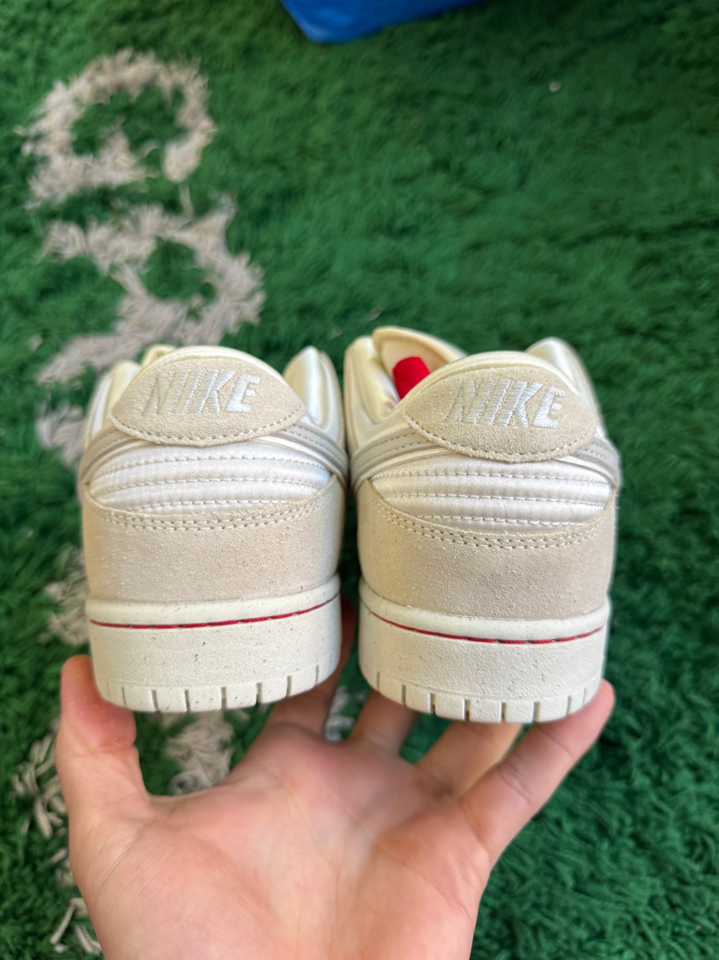 Nike Dunk Low SB “City of Love”