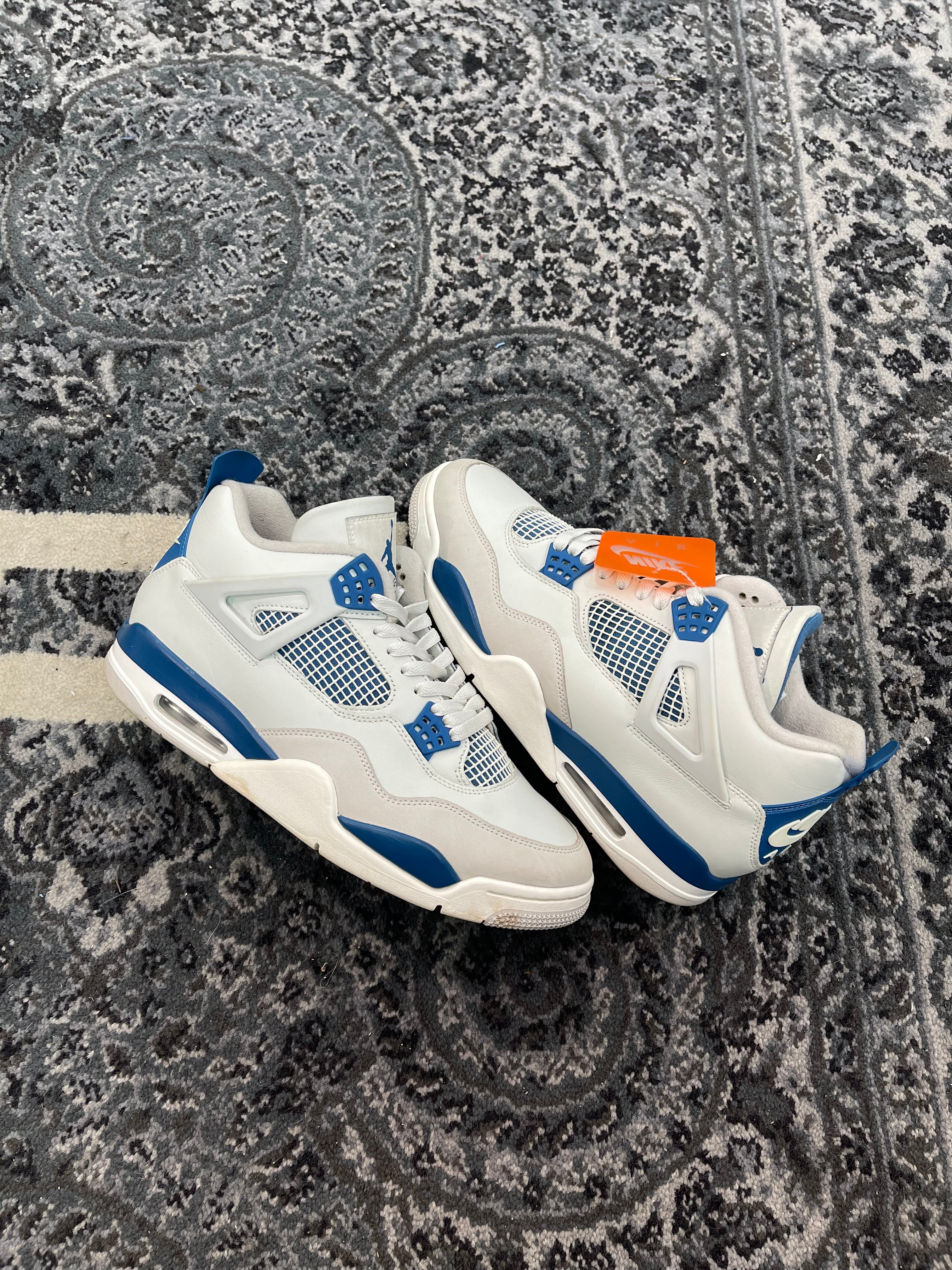 Jordan 4 “Military Blue”