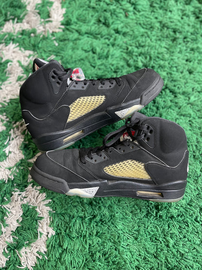 Jordan 5 “Black Metallic” (2016)