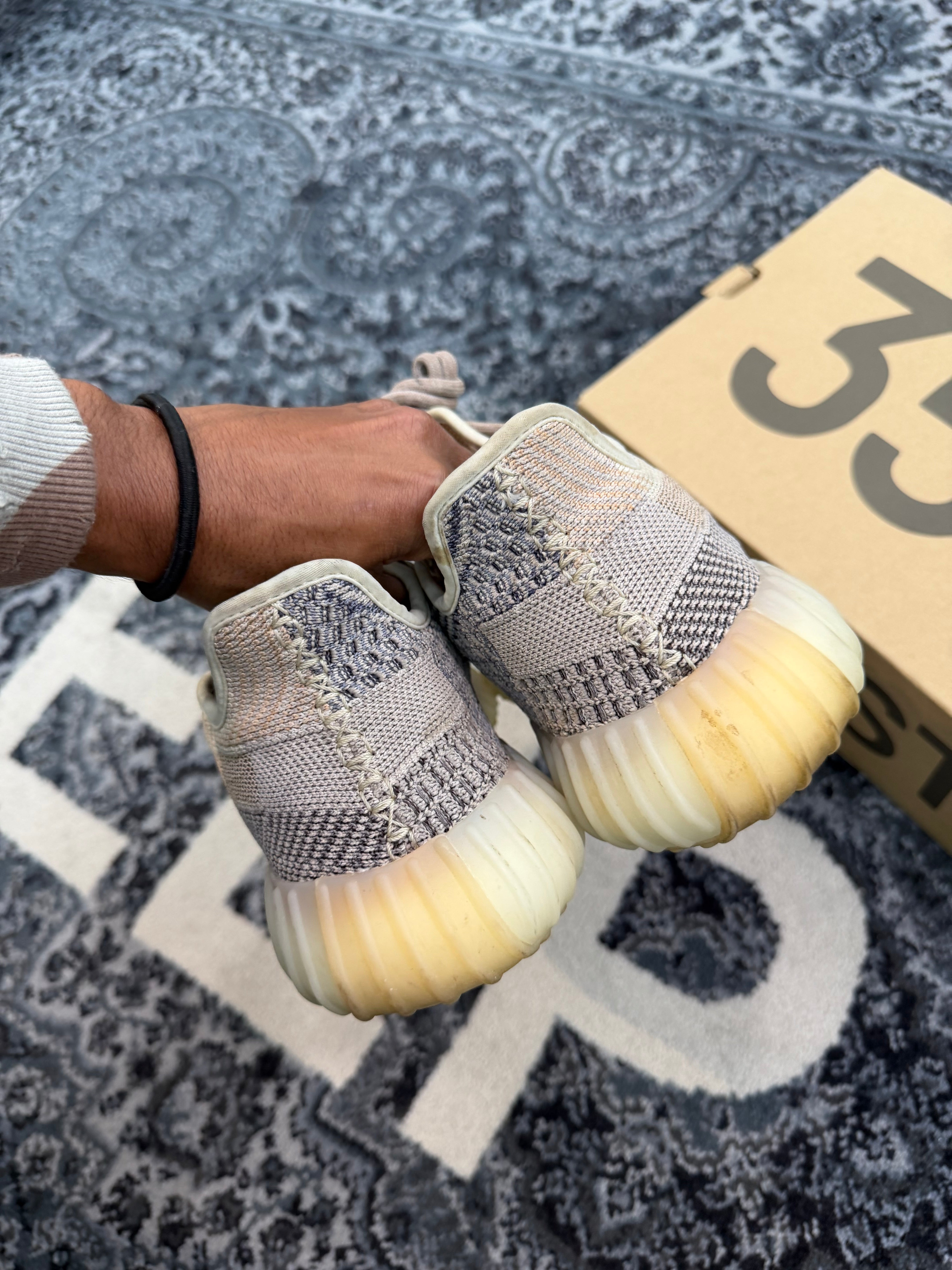 Yeezy 350 “Ash Pearl”