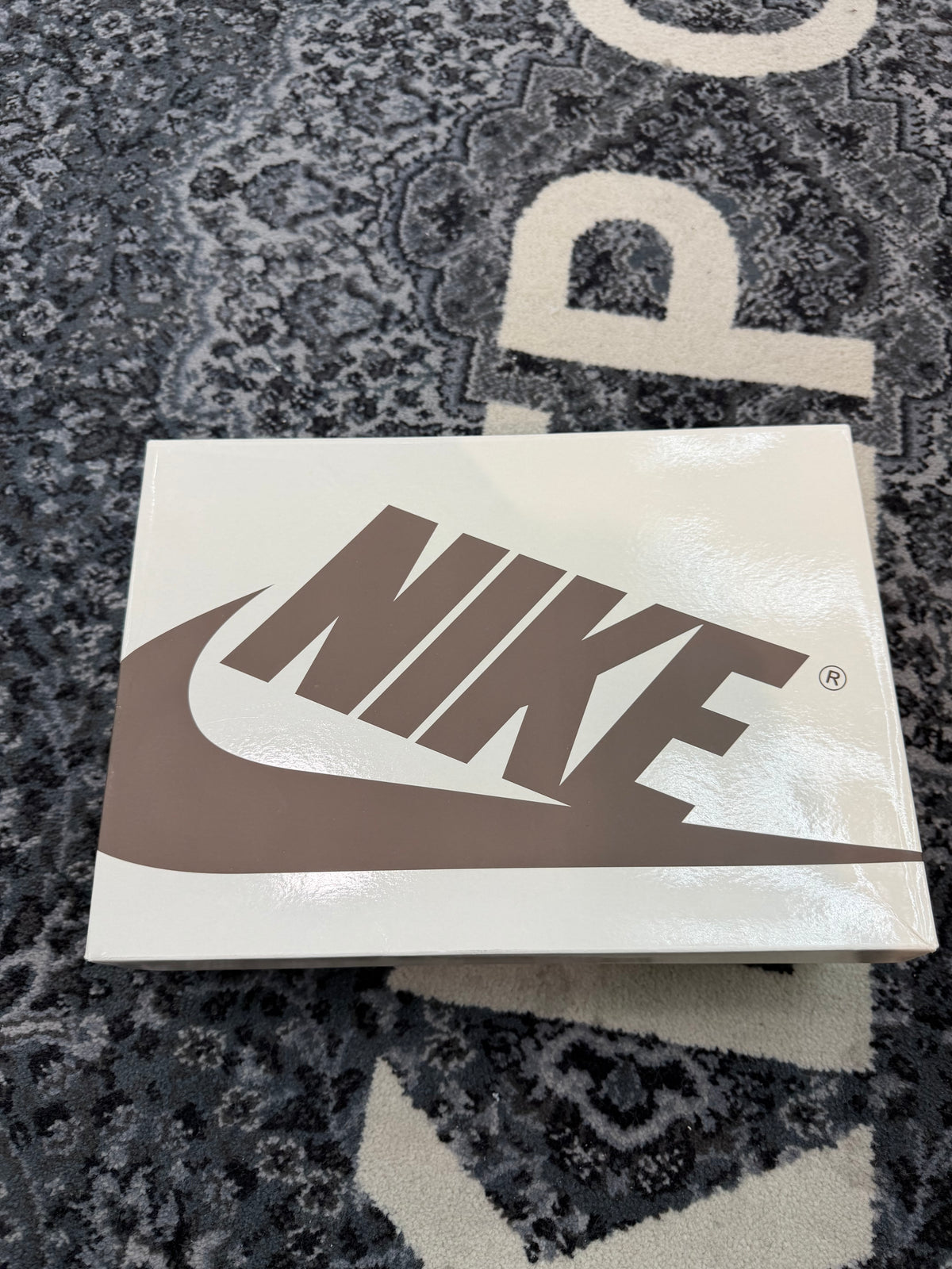Jordan 1 Travis Scott “Velvet Brown”