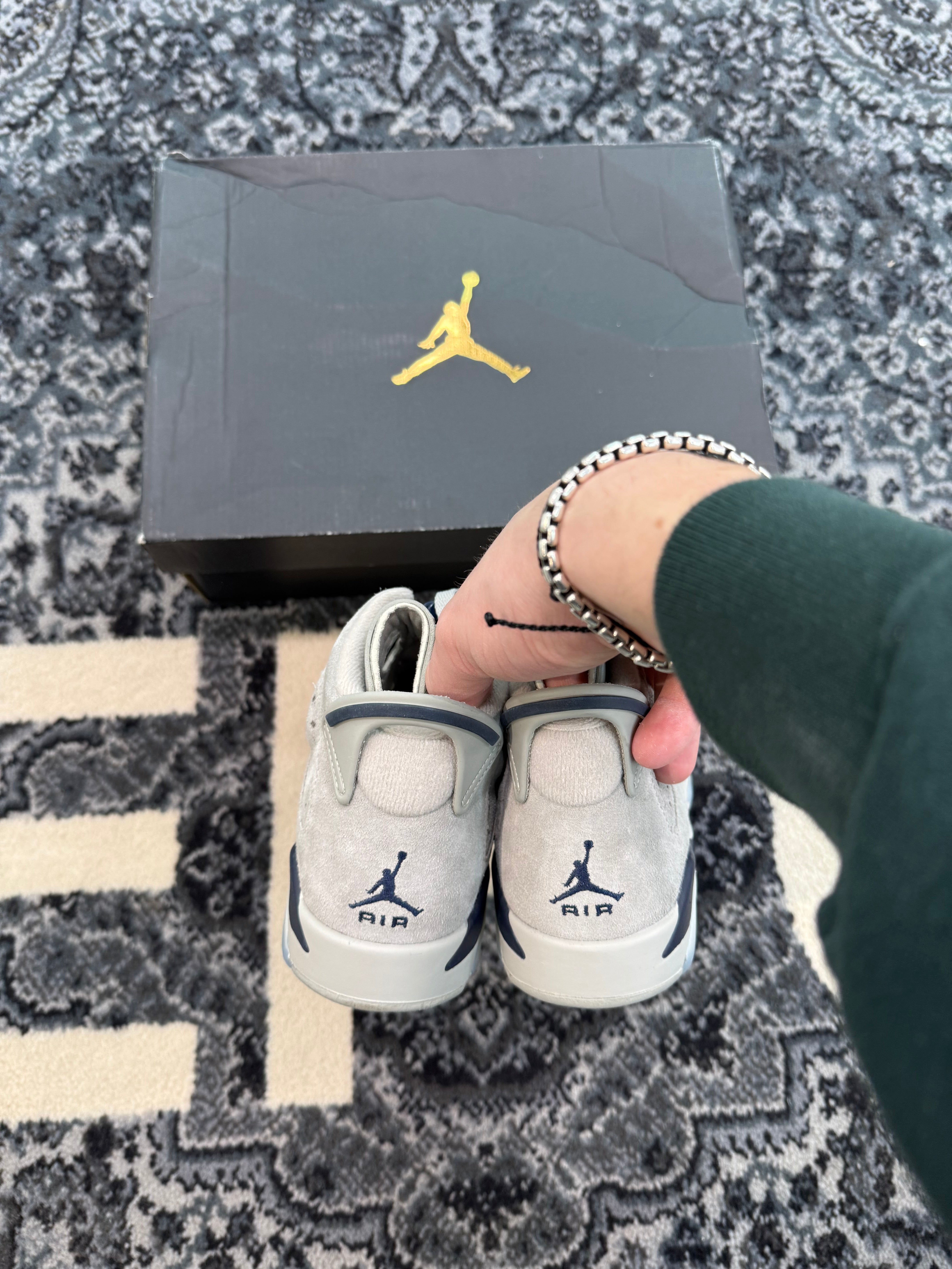 Jordan 6 “Georgetown” (2022)