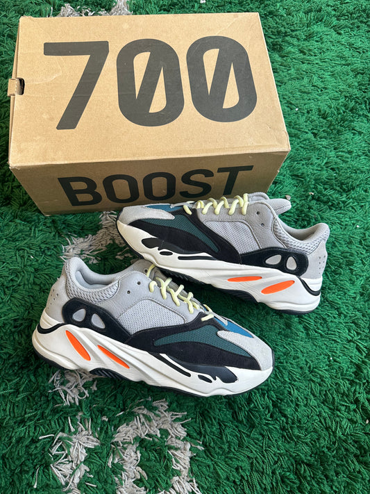 Yeezy 700 “Wave Runner”