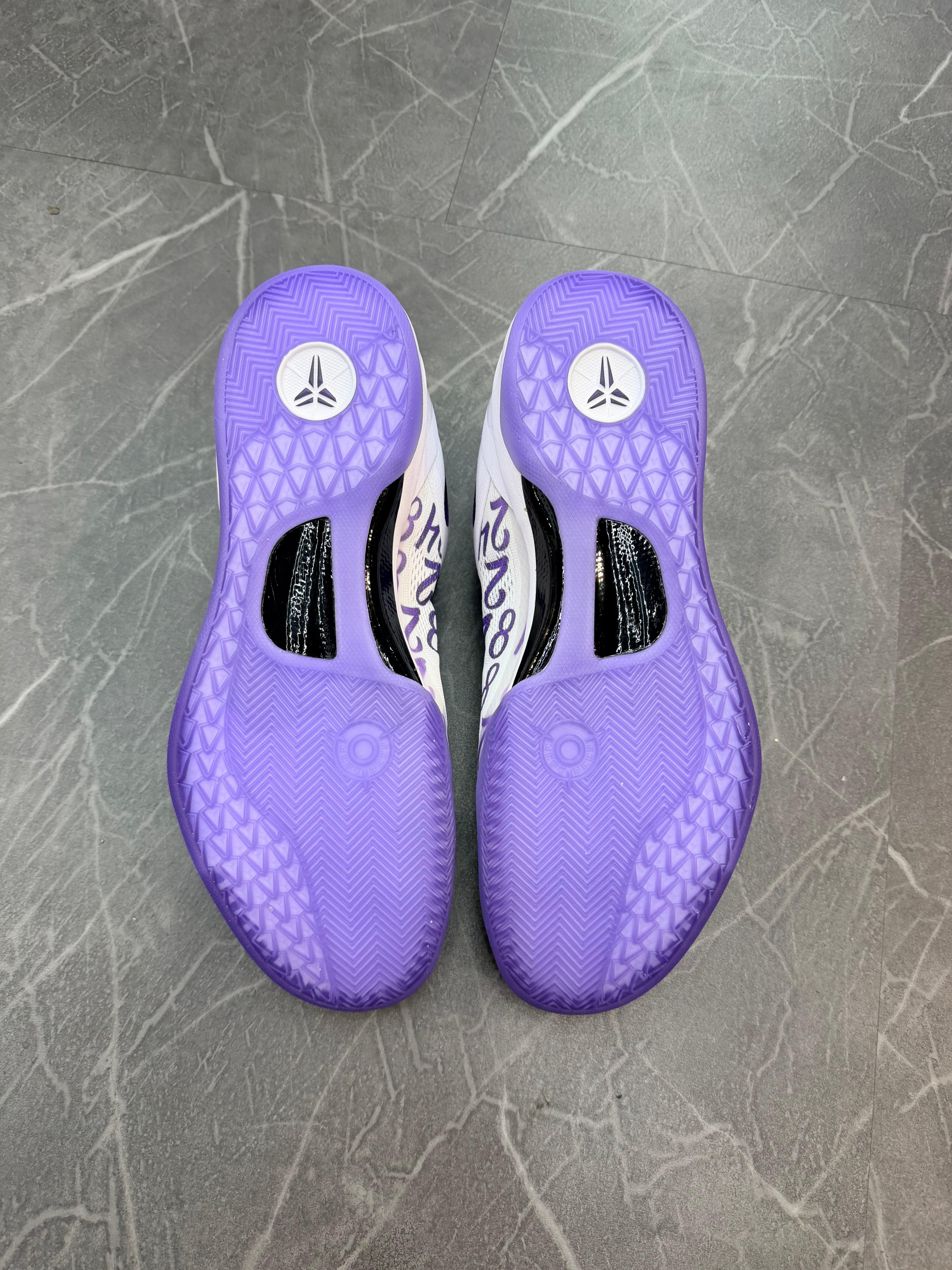 Kobe 8 Protro “Court Purple”