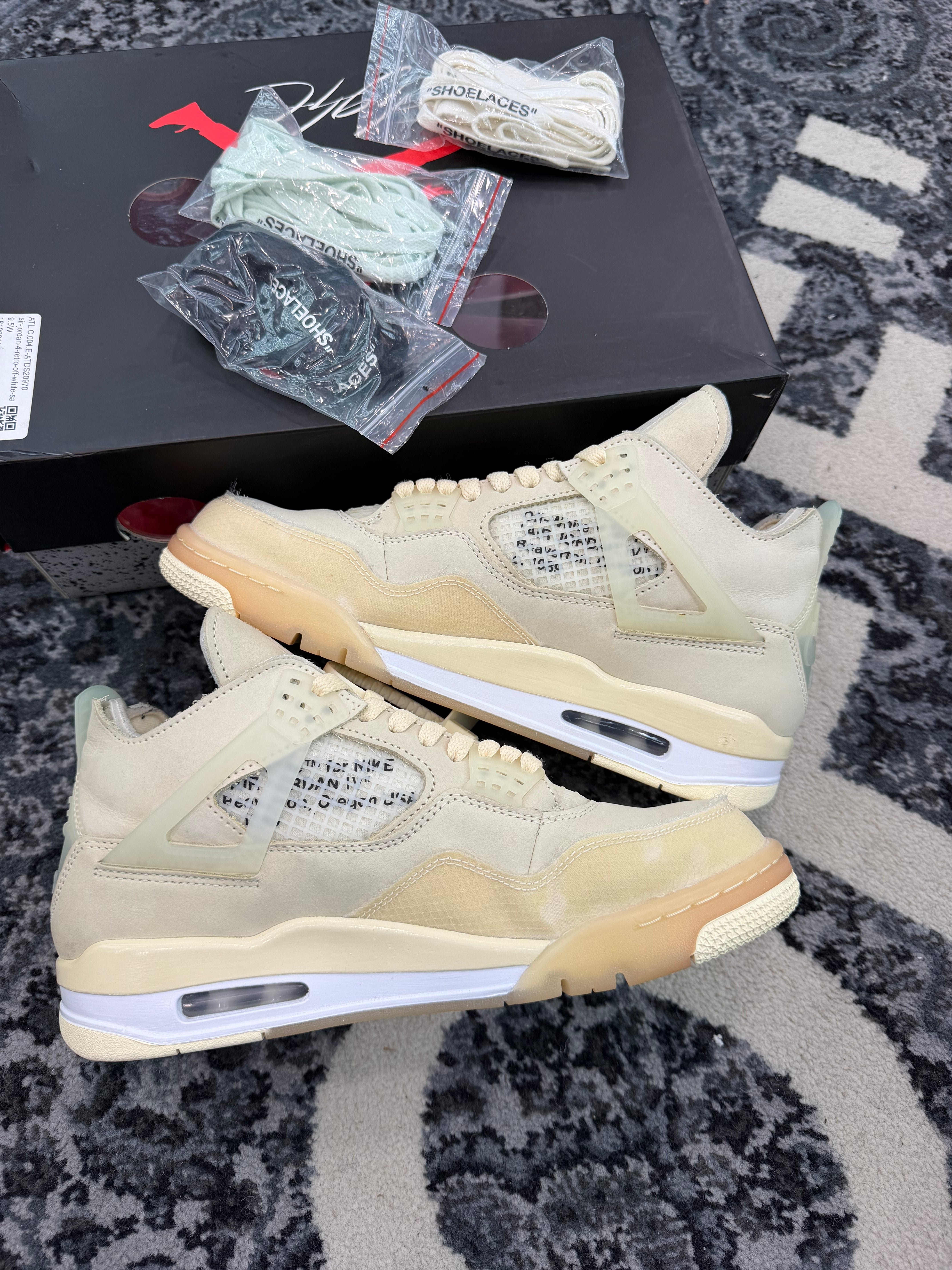 Jordan 4 x Off White “Sail”