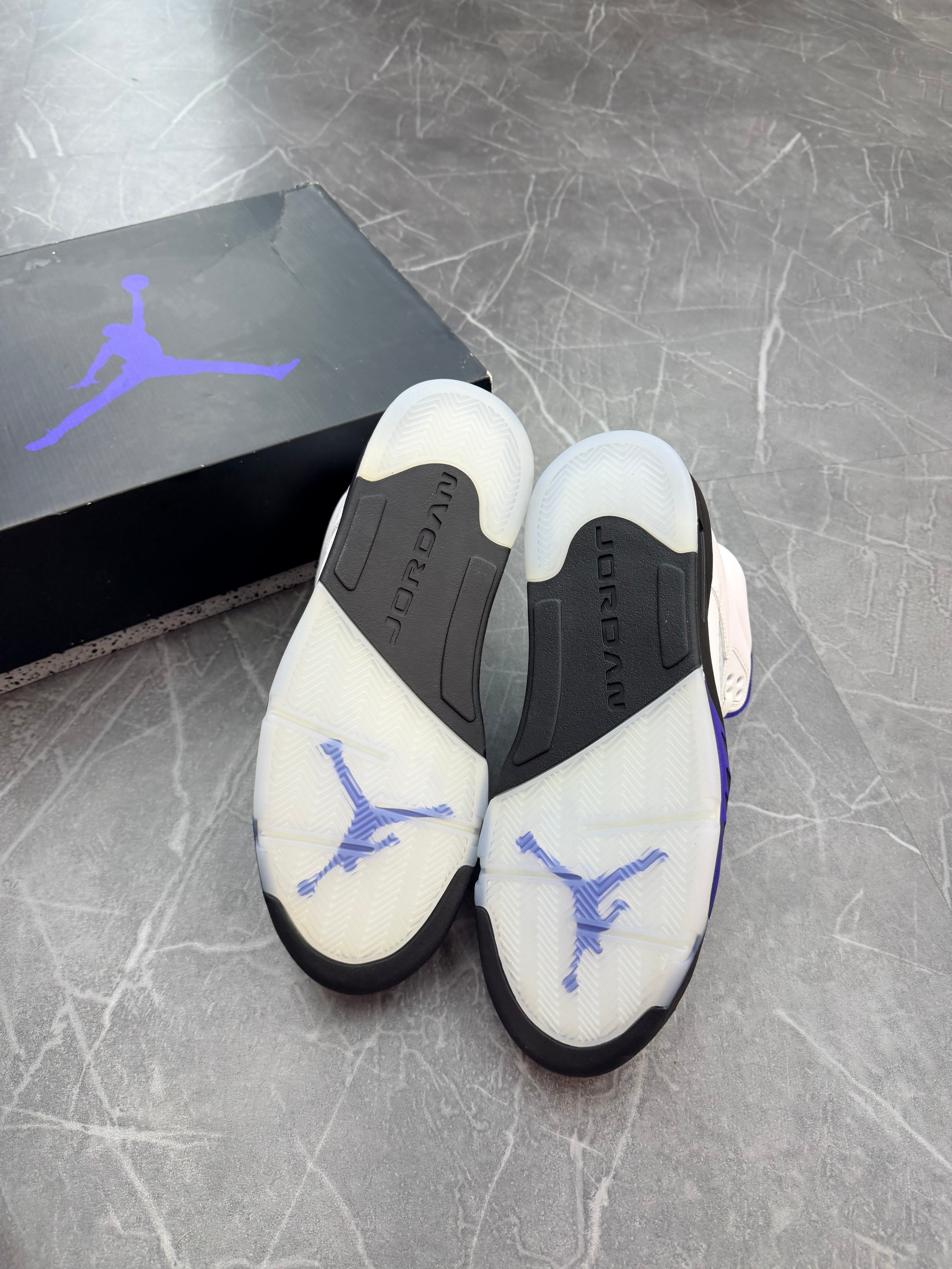 Jordan 5 “Dark Concord”
