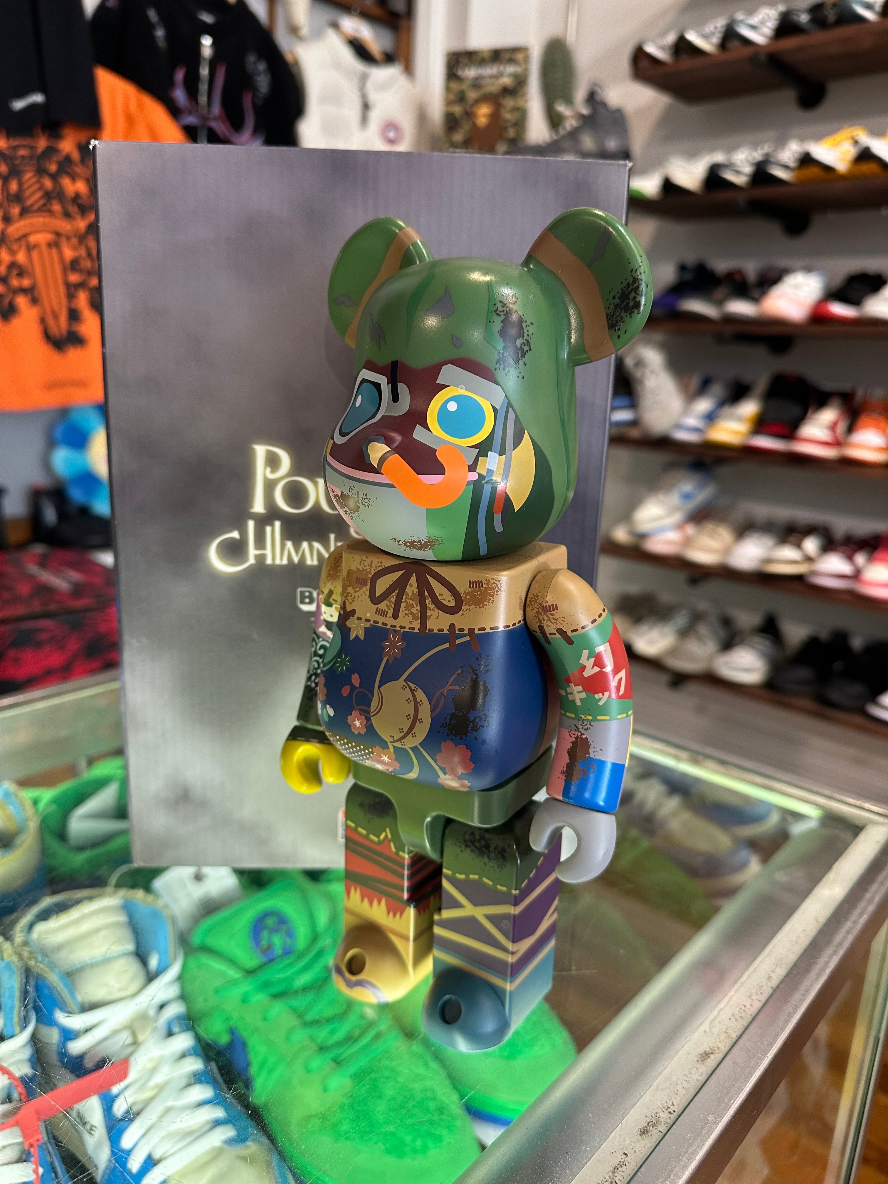 BearBrick 400% & 100% “Poupelle of Chimney Town”