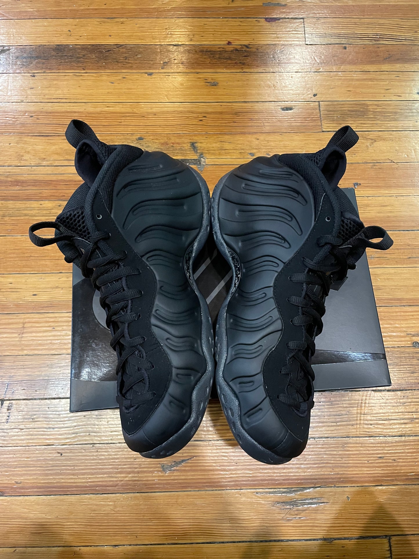 Nike Air Foamposite One “Anthracite”