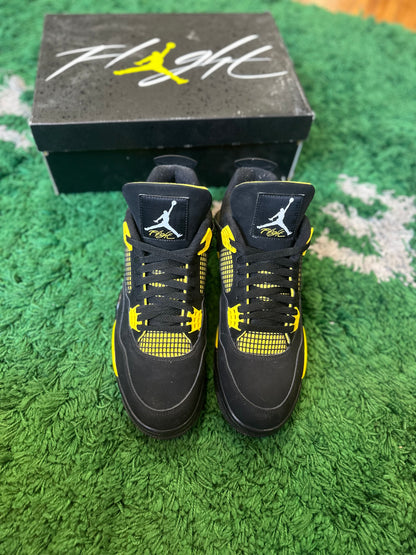 Jordan 4 “Thunder”