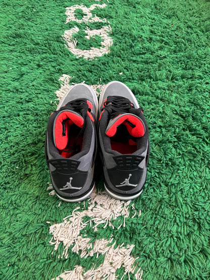 Jordan 4 “Infrared”