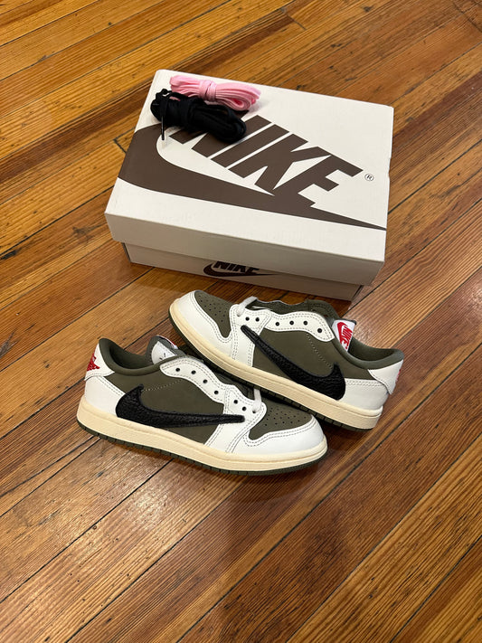 Travis Scott Jordan 1 Low “Medium Olive” PS