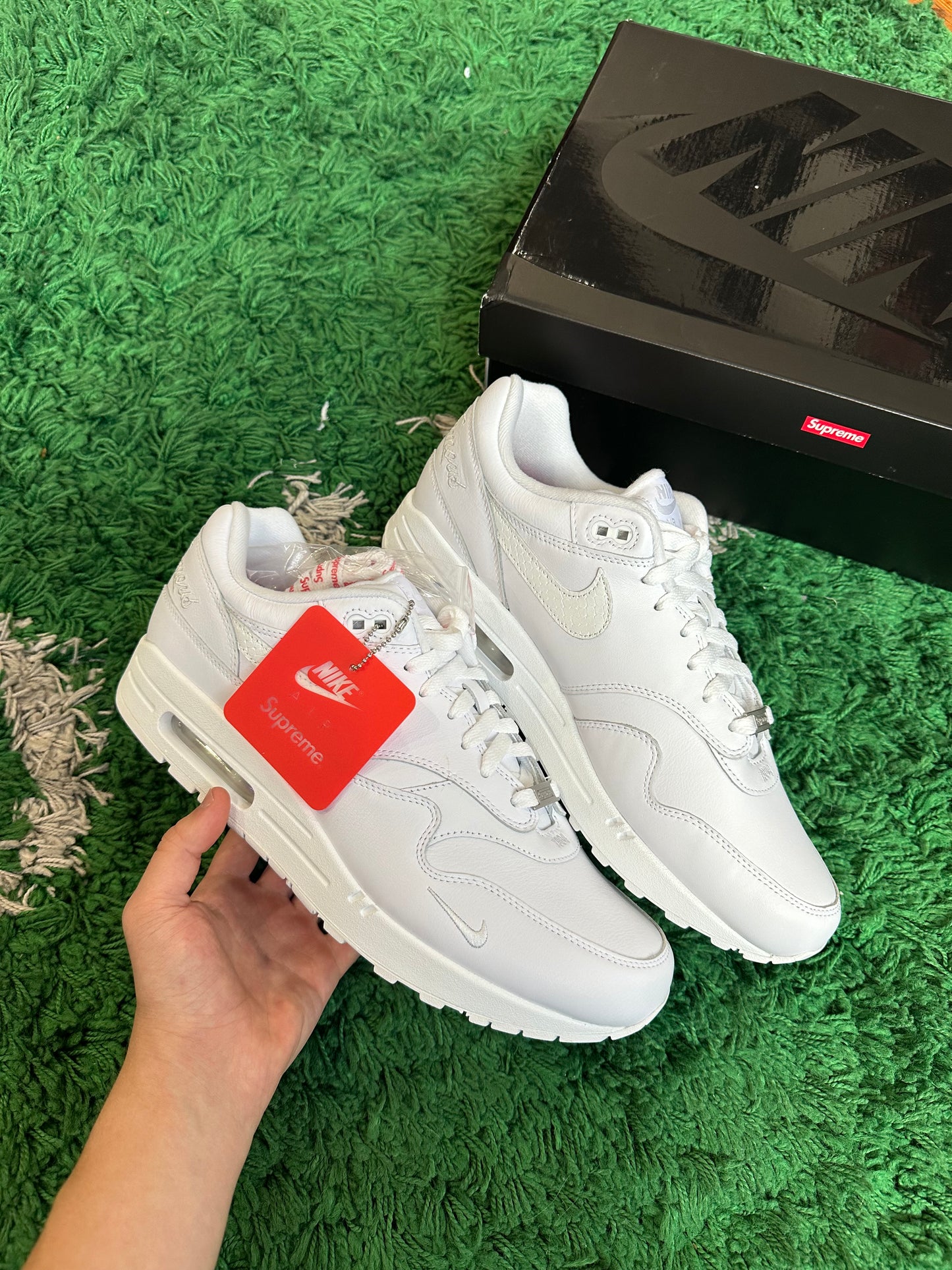 Supreme x Nike Air Max 1 ‘87 Triple White