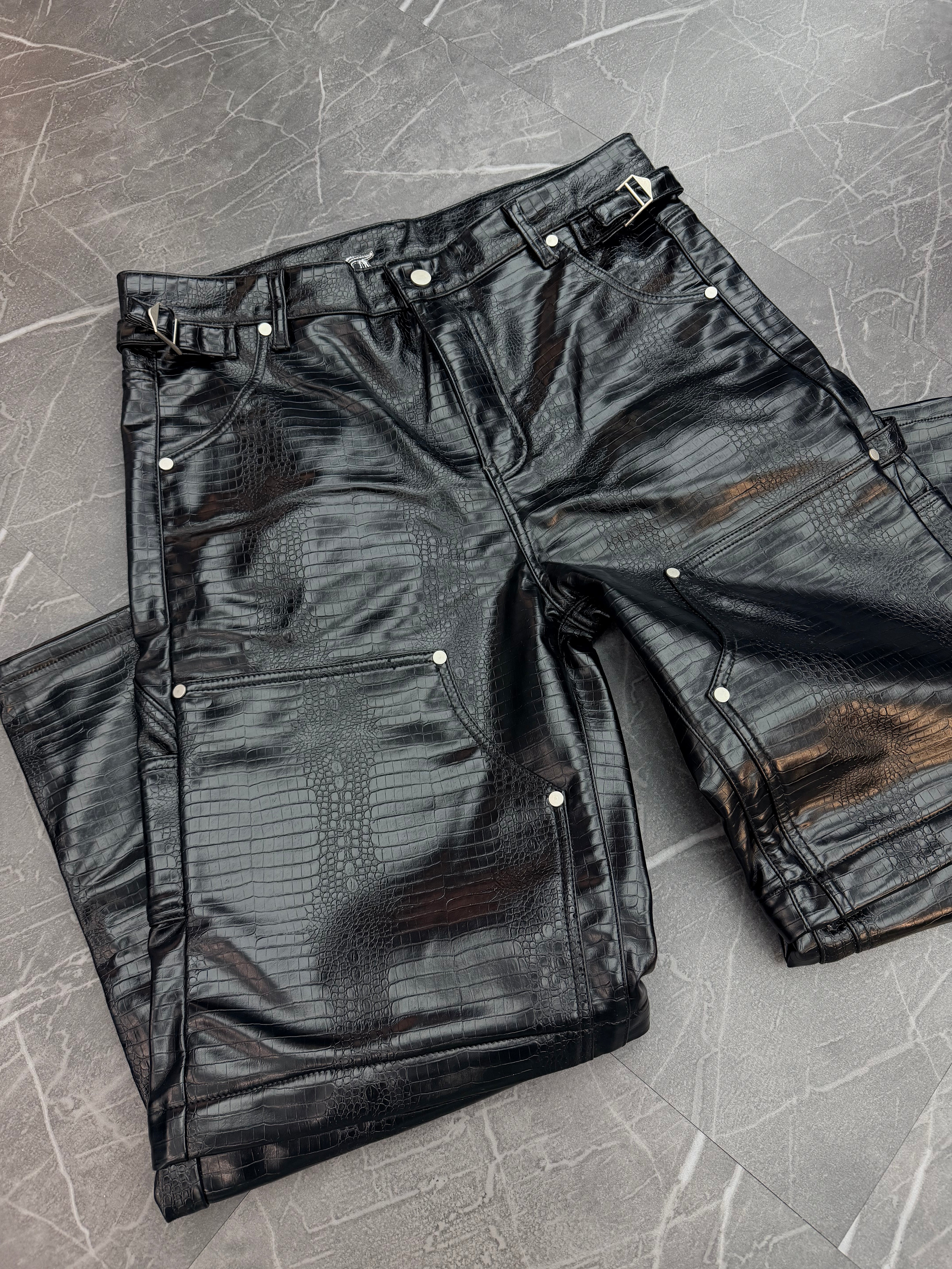 Galeria De Jefe Snakeskin Black Leather Reversible Denim