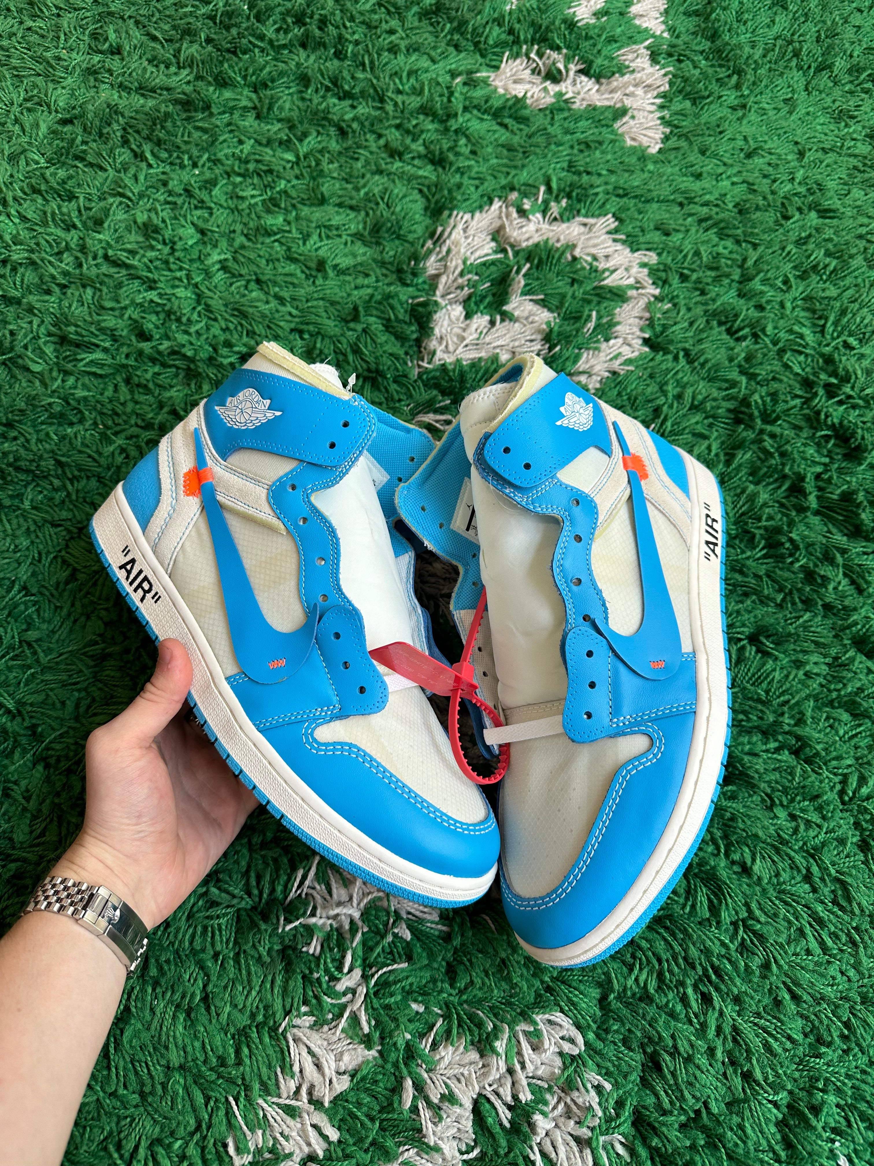 Off-White Jordan 1 High “UNC”