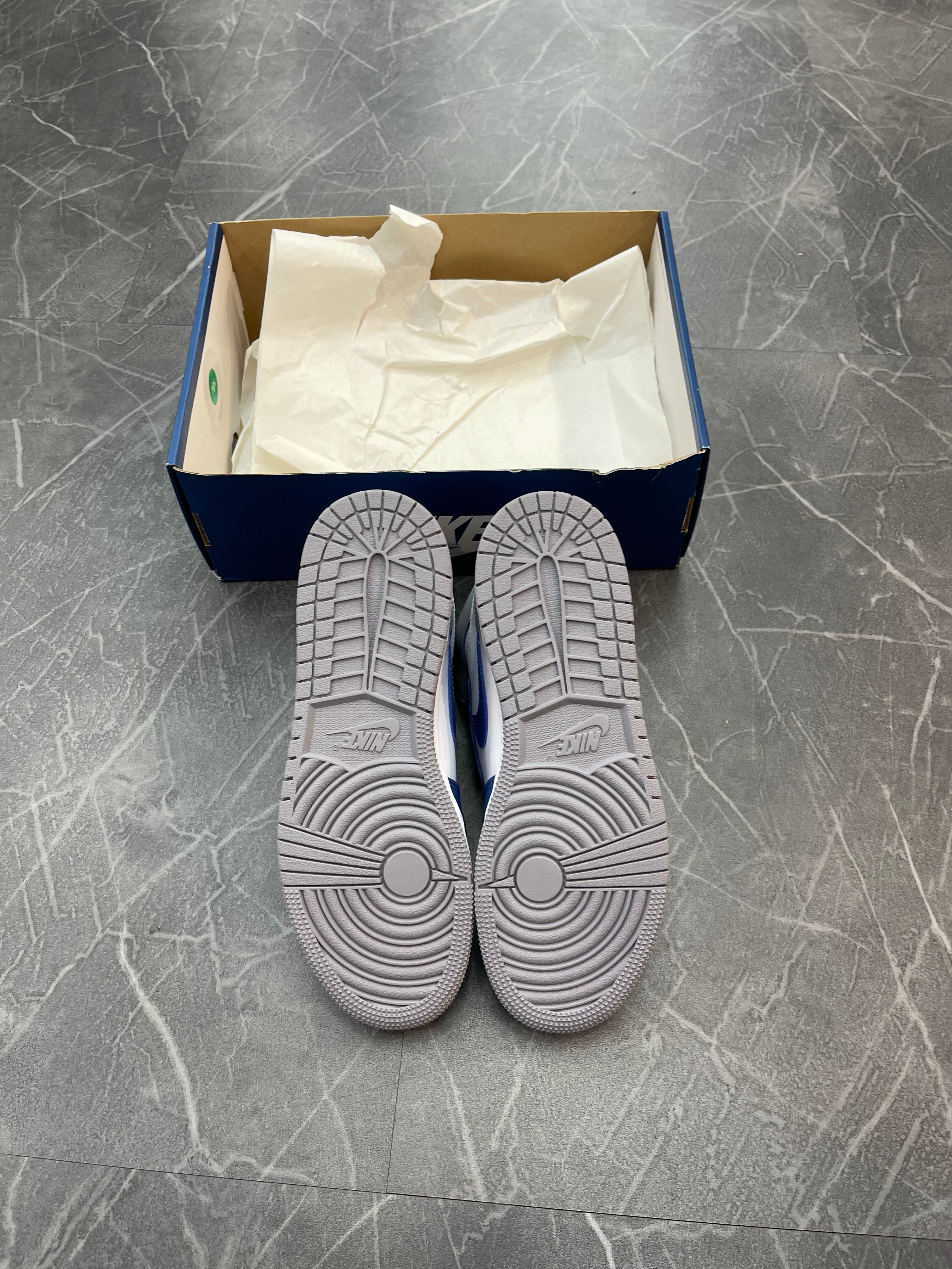 Jordan 1 High “True Blue”