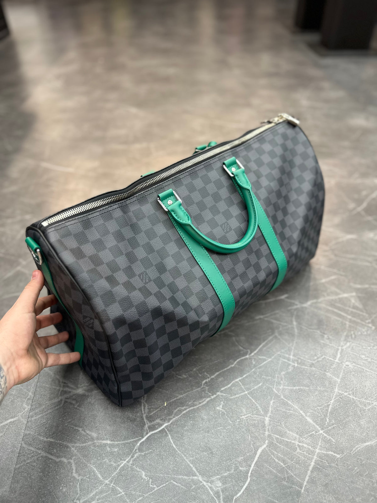 Louis Vuitton Keepall Bandoulière 'Black Damier Graphite Canvas/Green' 55