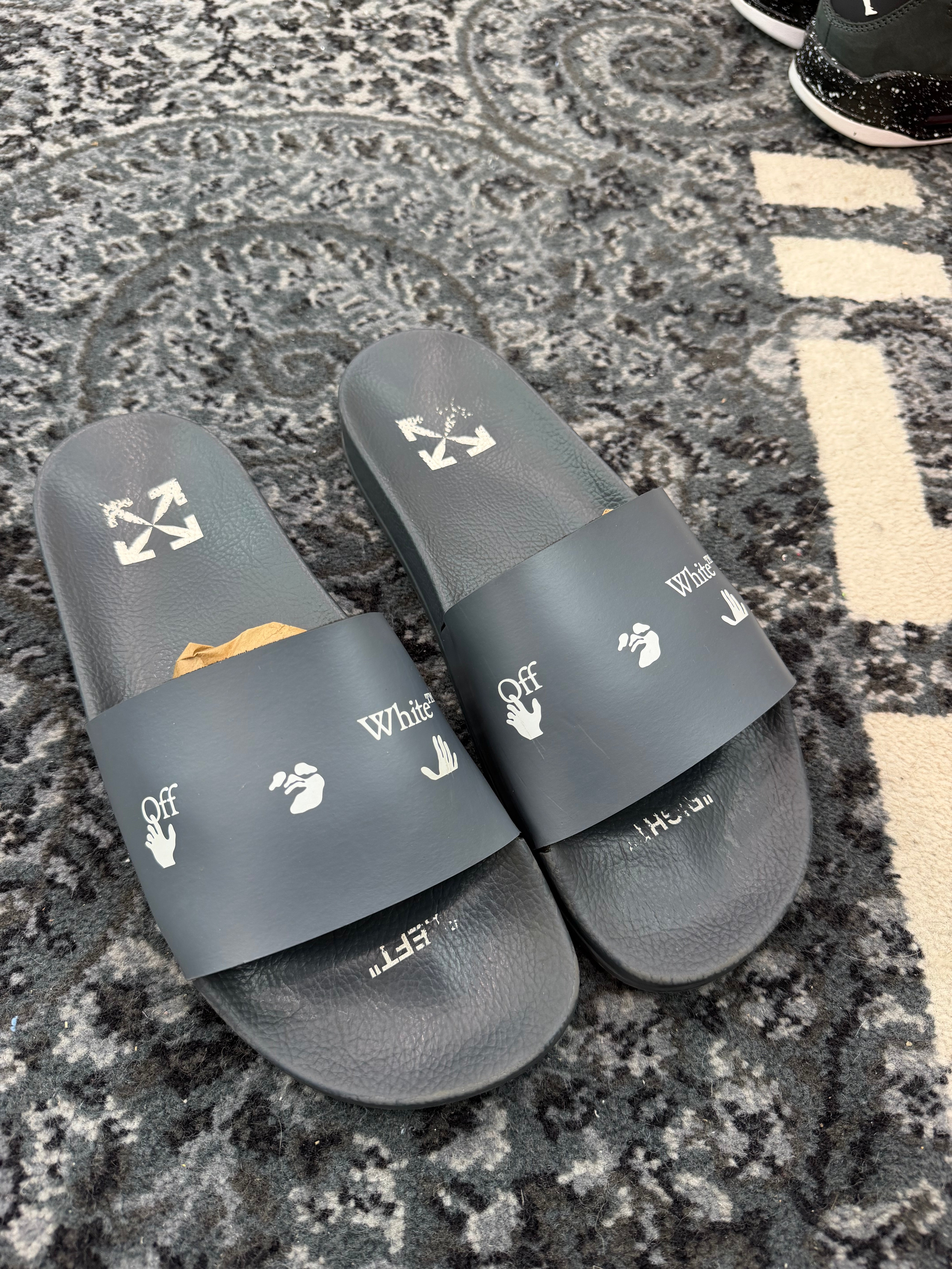 Off White Slides “Grey”