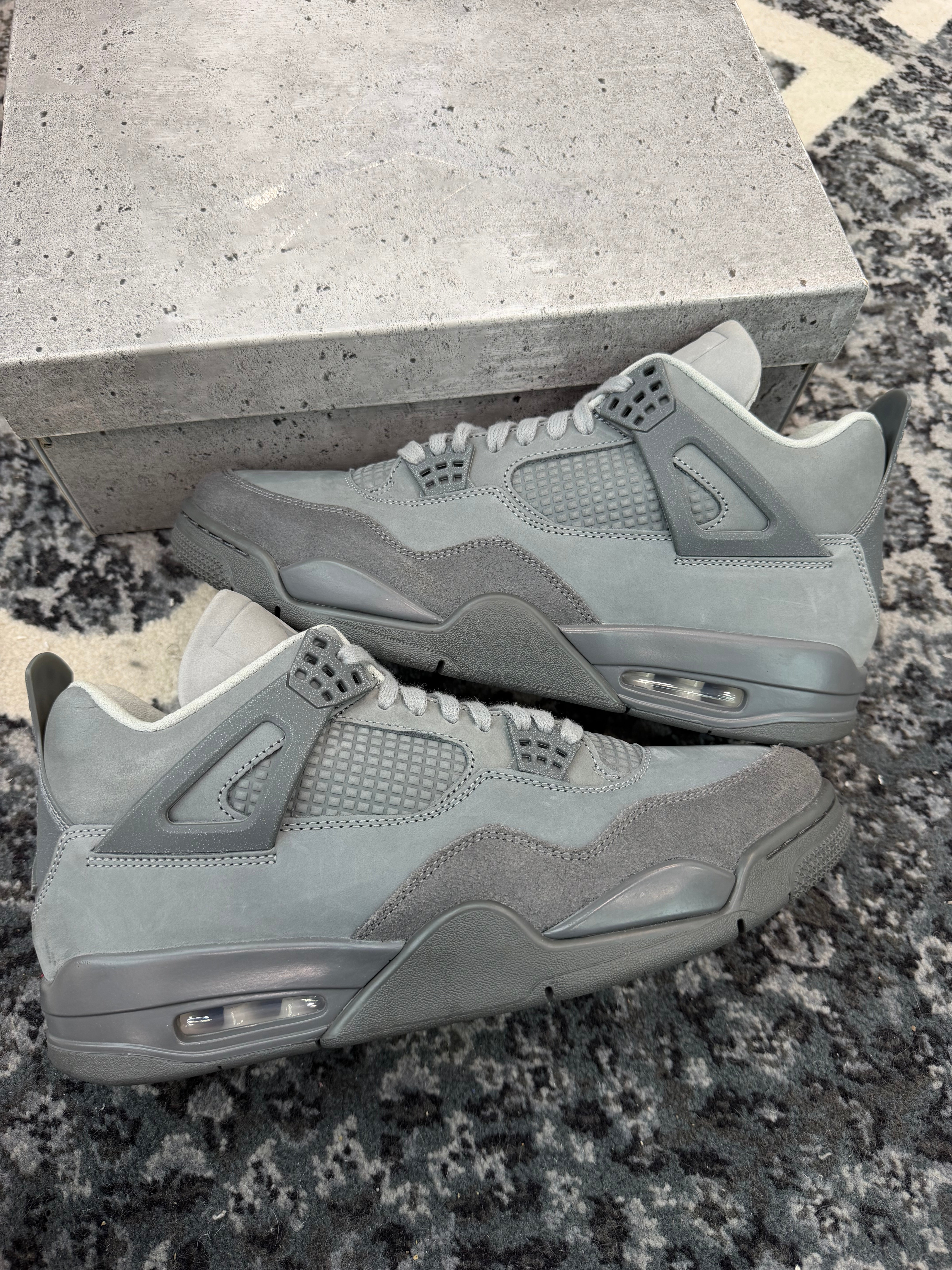 Jordan 4 “Wet Cement”